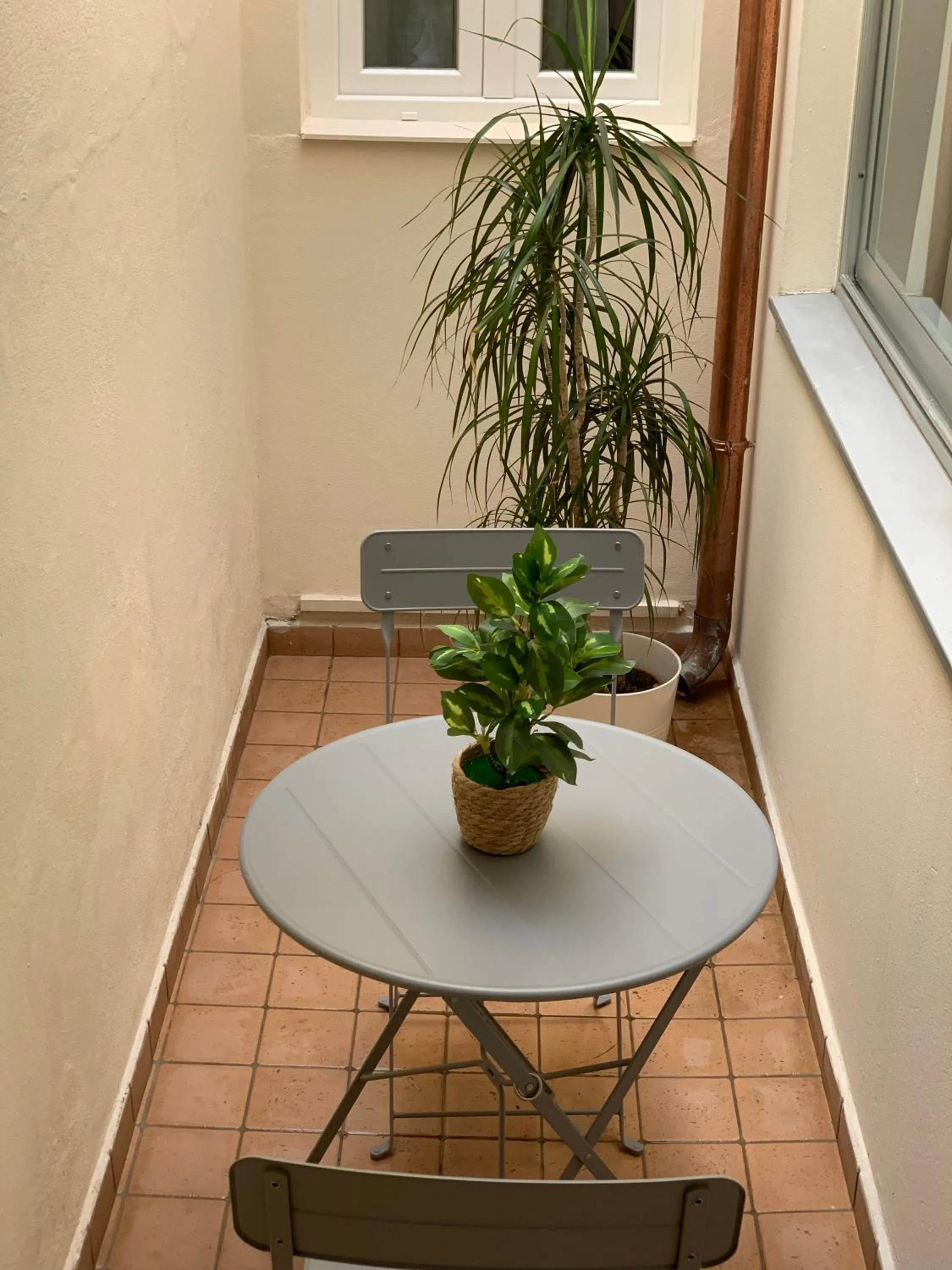 Patio in Apartment Hotel Marchesini