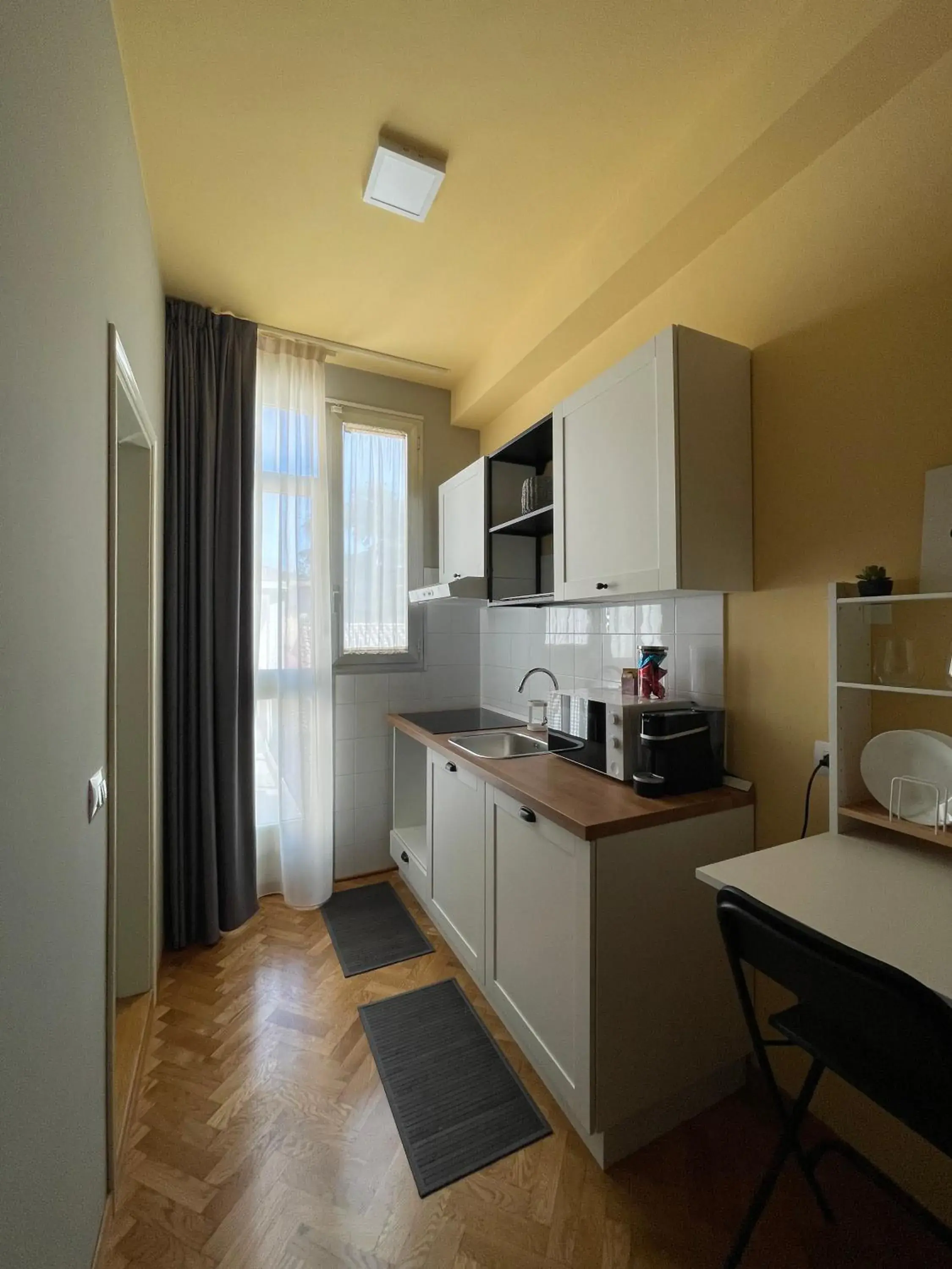 Studio with Terrace in Apartment Hotel Marchesini Studio with Terrace in Apartment Hotel Marchesini
