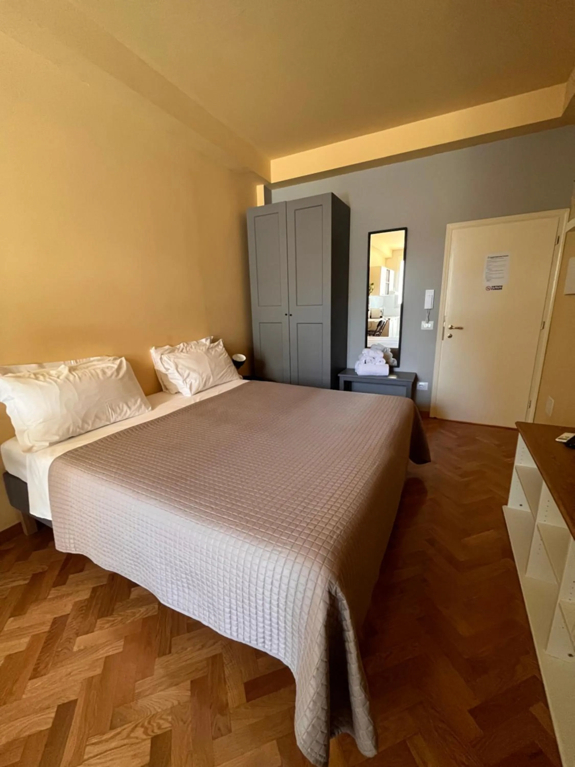 Bedroom, Bed in Apartment Hotel Marchesini