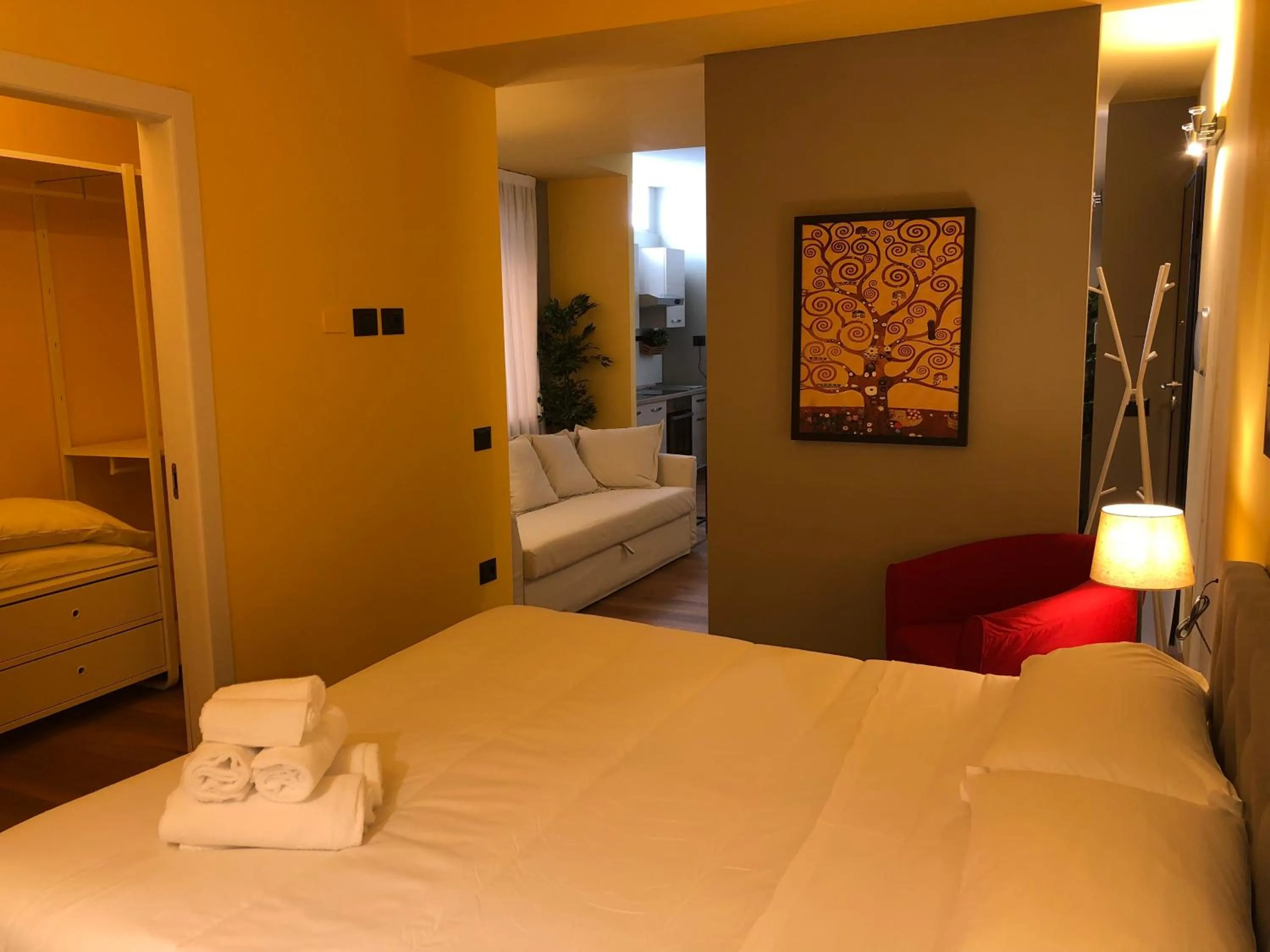 Bed in Apartment Hotel Marchesini