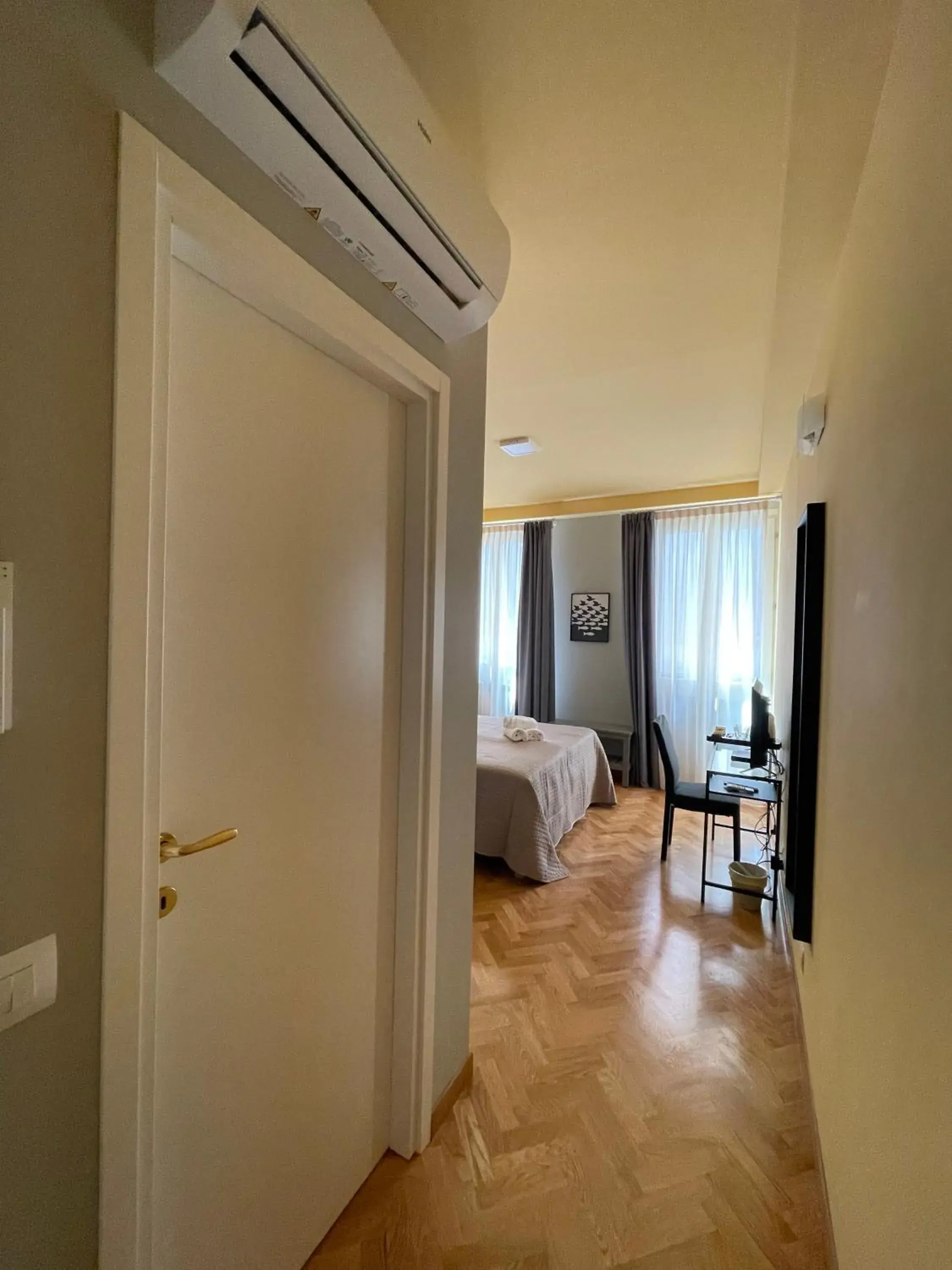 Standard Double or Twin Room in Apartment Hotel Marchesini Standard Double or Twin Room in Apartment Hotel Marchesini