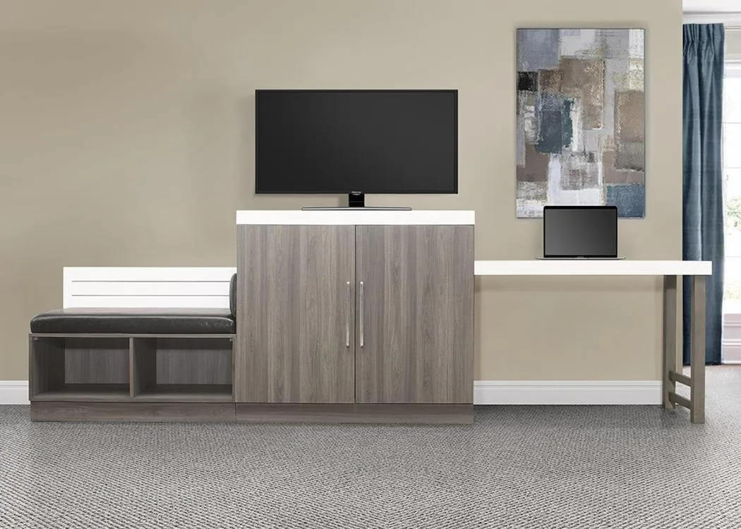 Evening entertainment in The Dylan, a Baymont by Wyndham