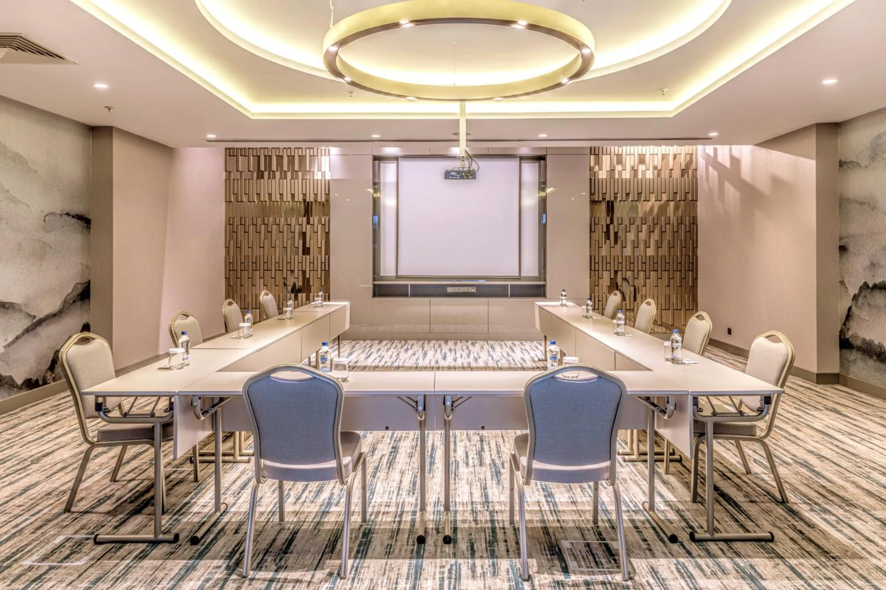 Business facilities in Park Dedeman Eskişehir