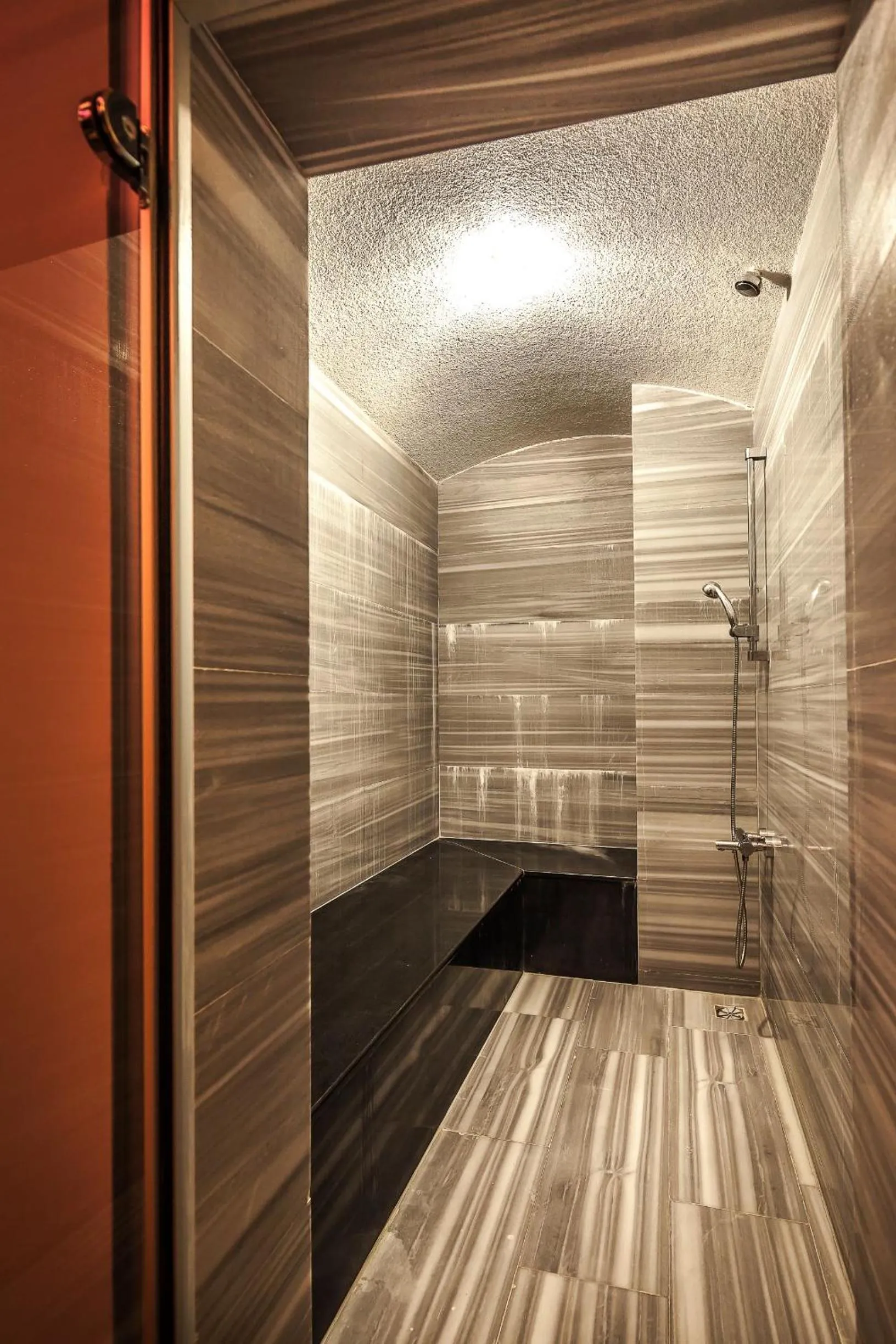 Steam room in Park Dedeman Eskişehir