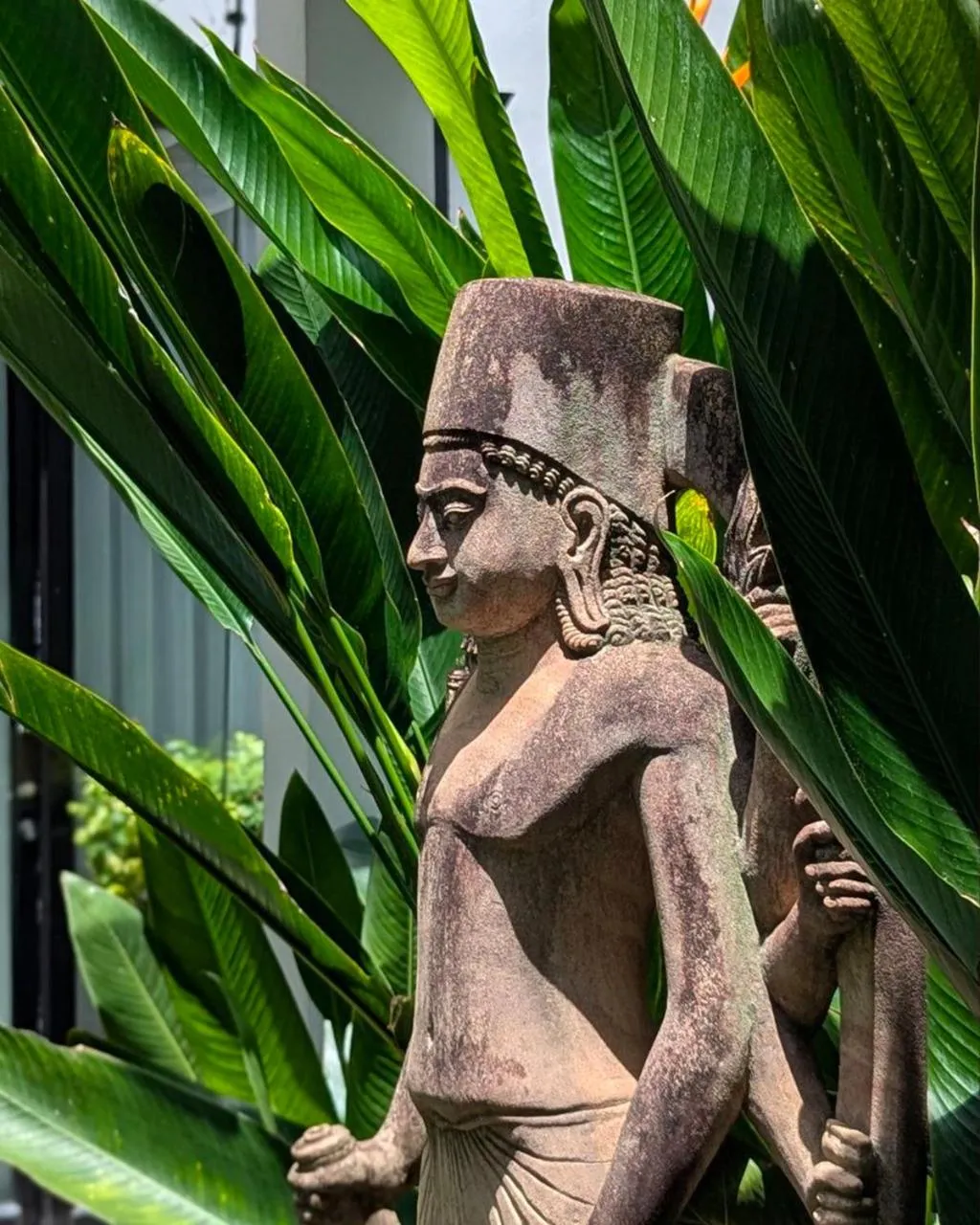 Day in Tunnel Urban Retreat