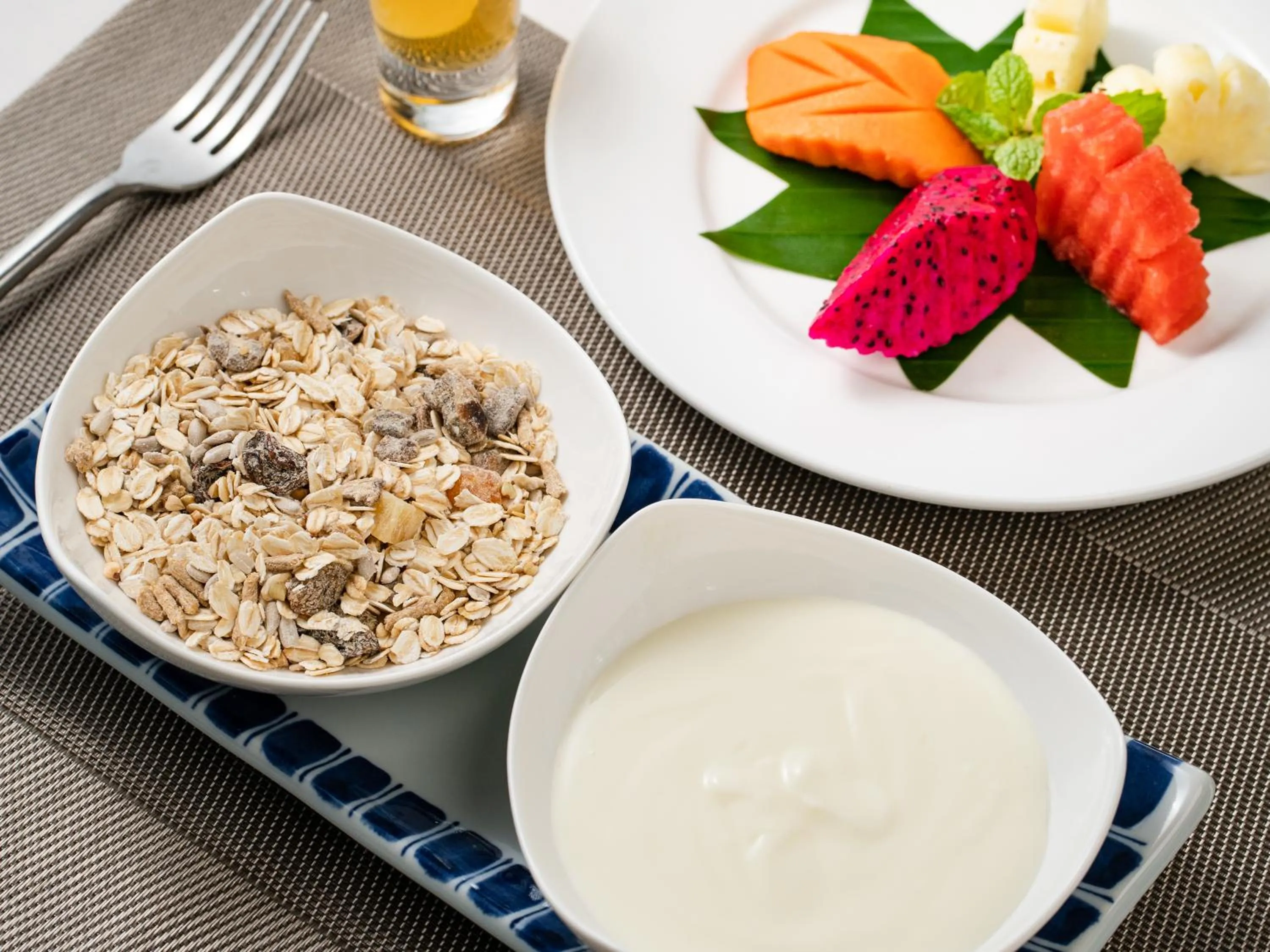 Restaurant/places to eat in Tunnel Urban Retreat