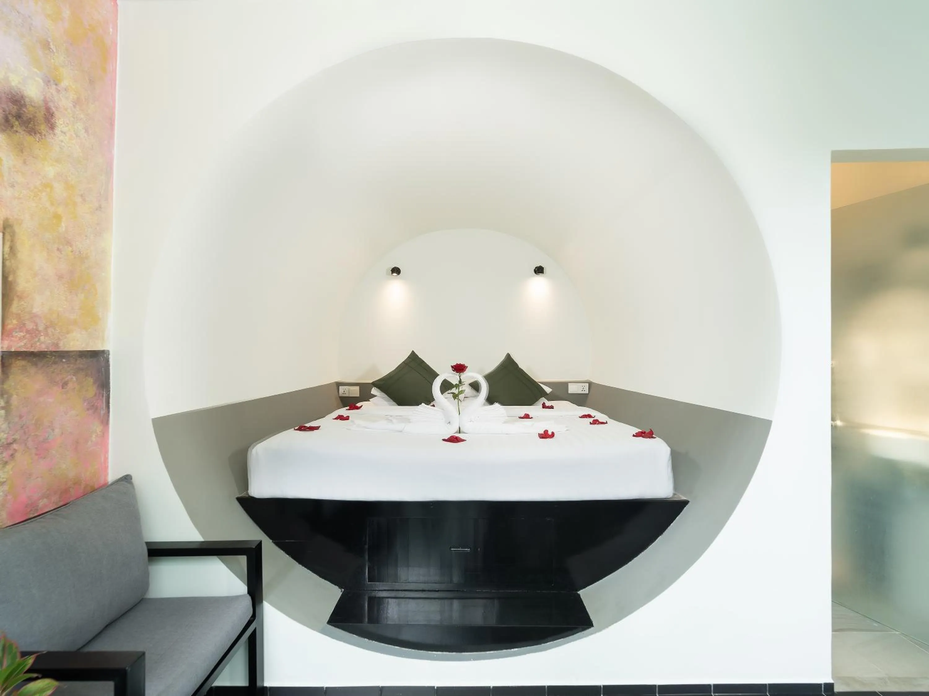 Seating area in Tunnel Urban Retreat