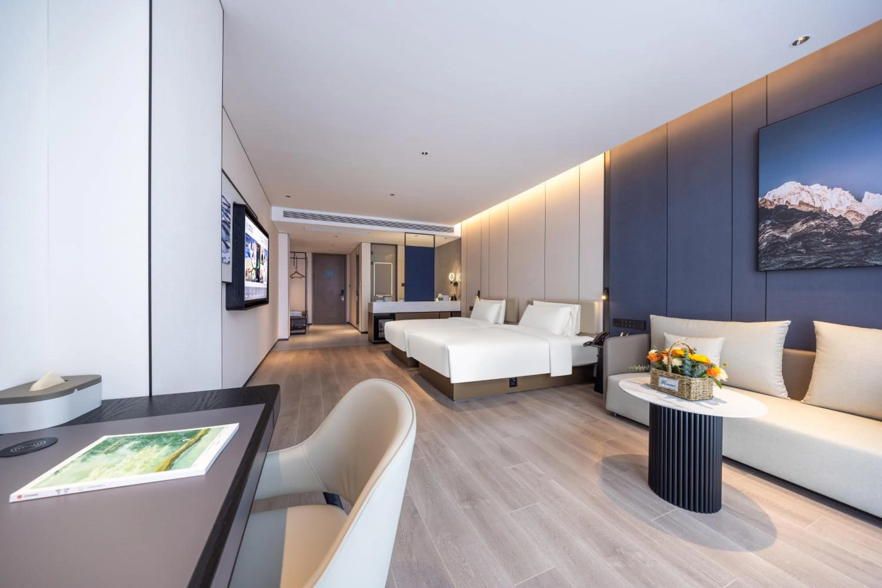 Photo of the whole room in Atour Hotel Xuzhou Yunlong Lake Zhushan Scenic Area