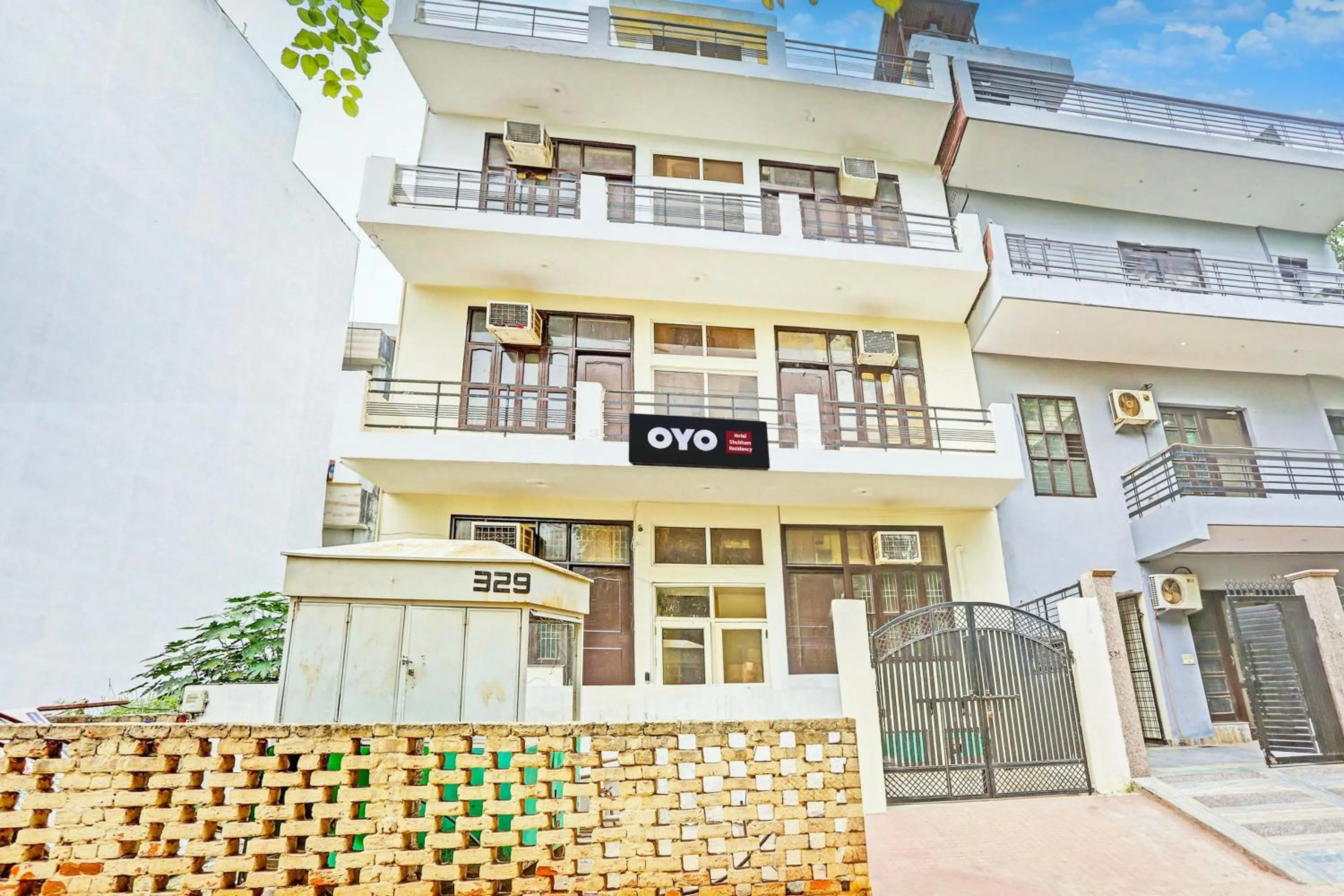 Facade/entrance in Hotel O Shubham Residency