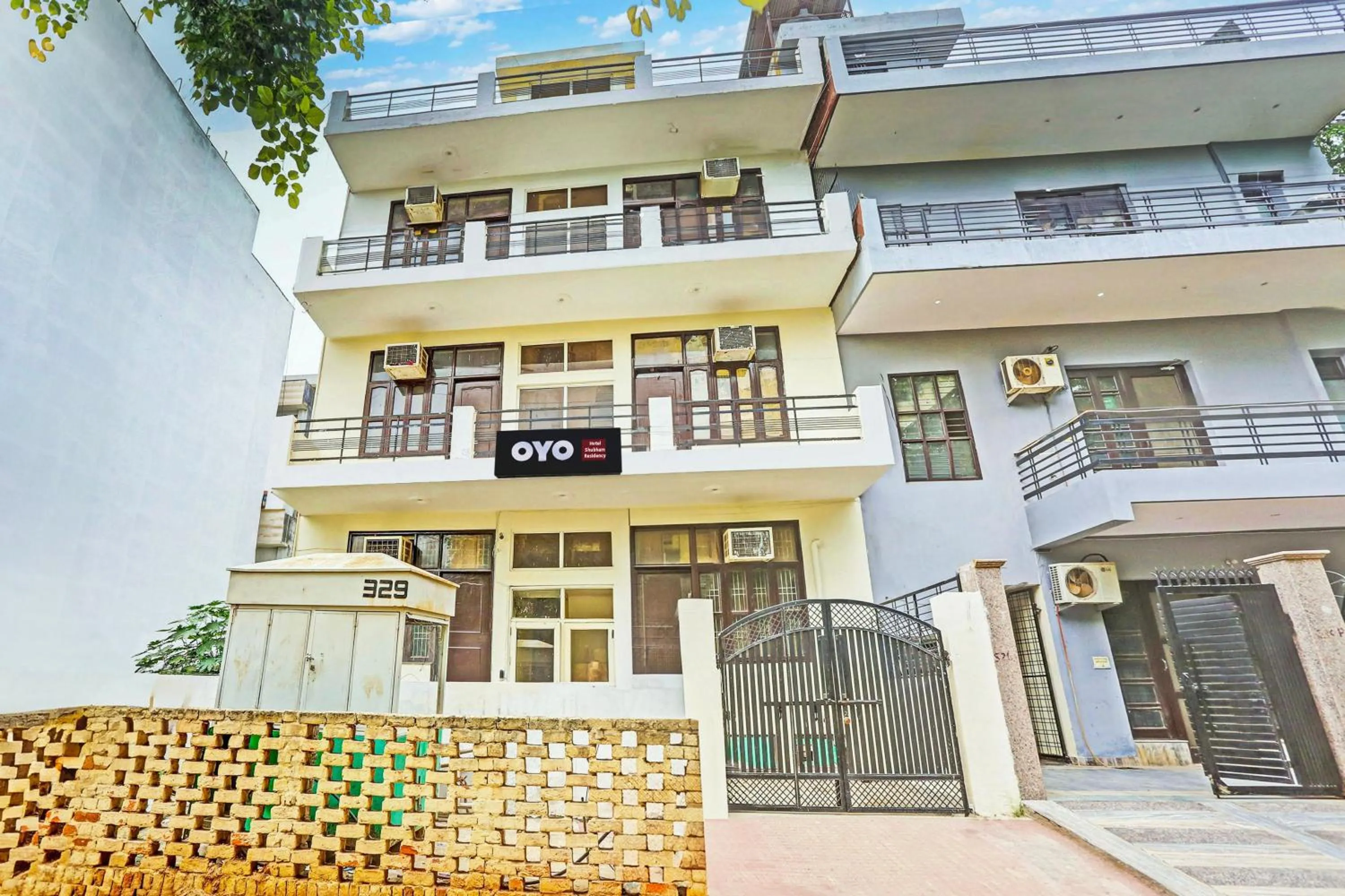 Facade/entrance in Hotel O Shubham Residency