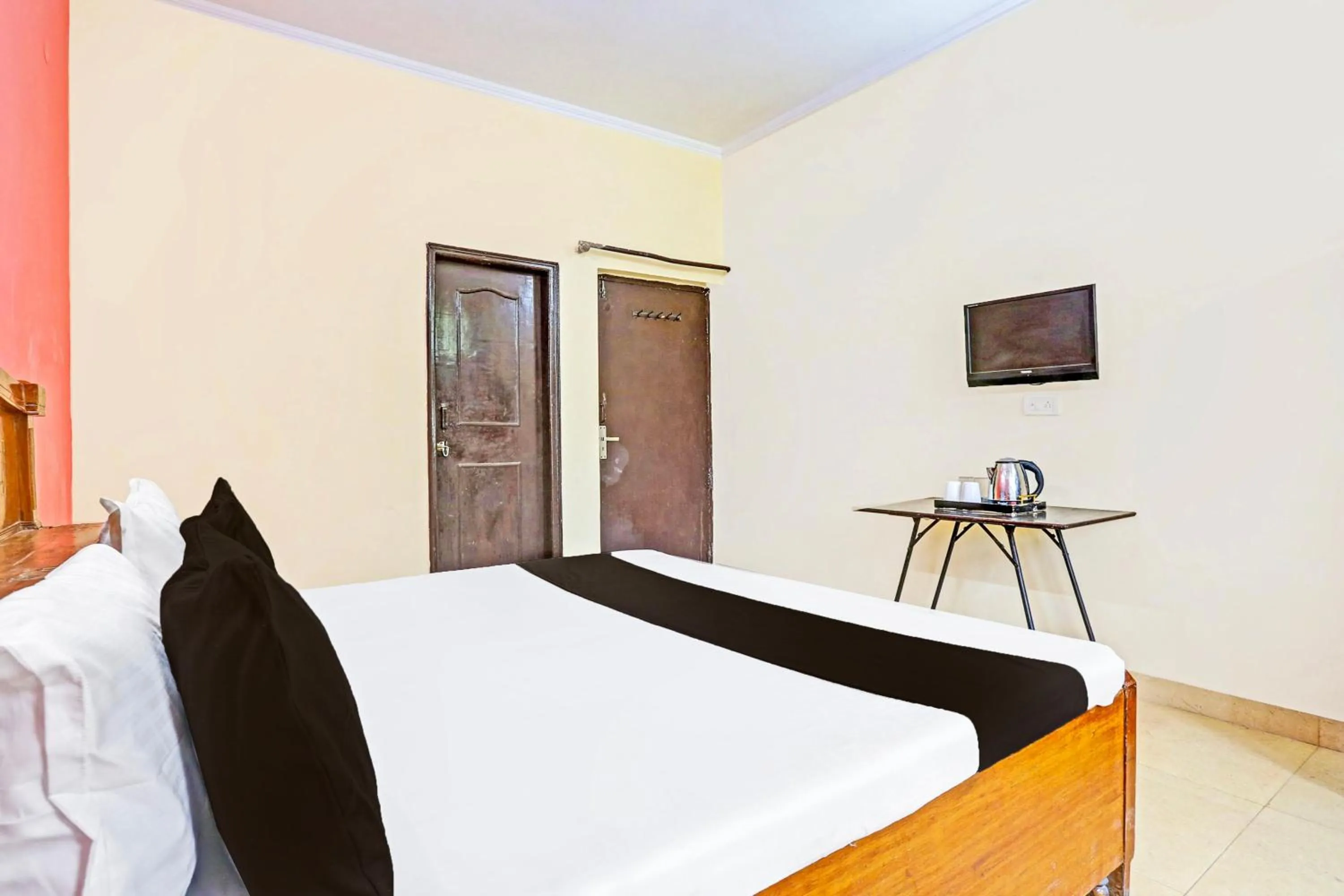 Bedroom, Bed in Hotel O Shubham Residency