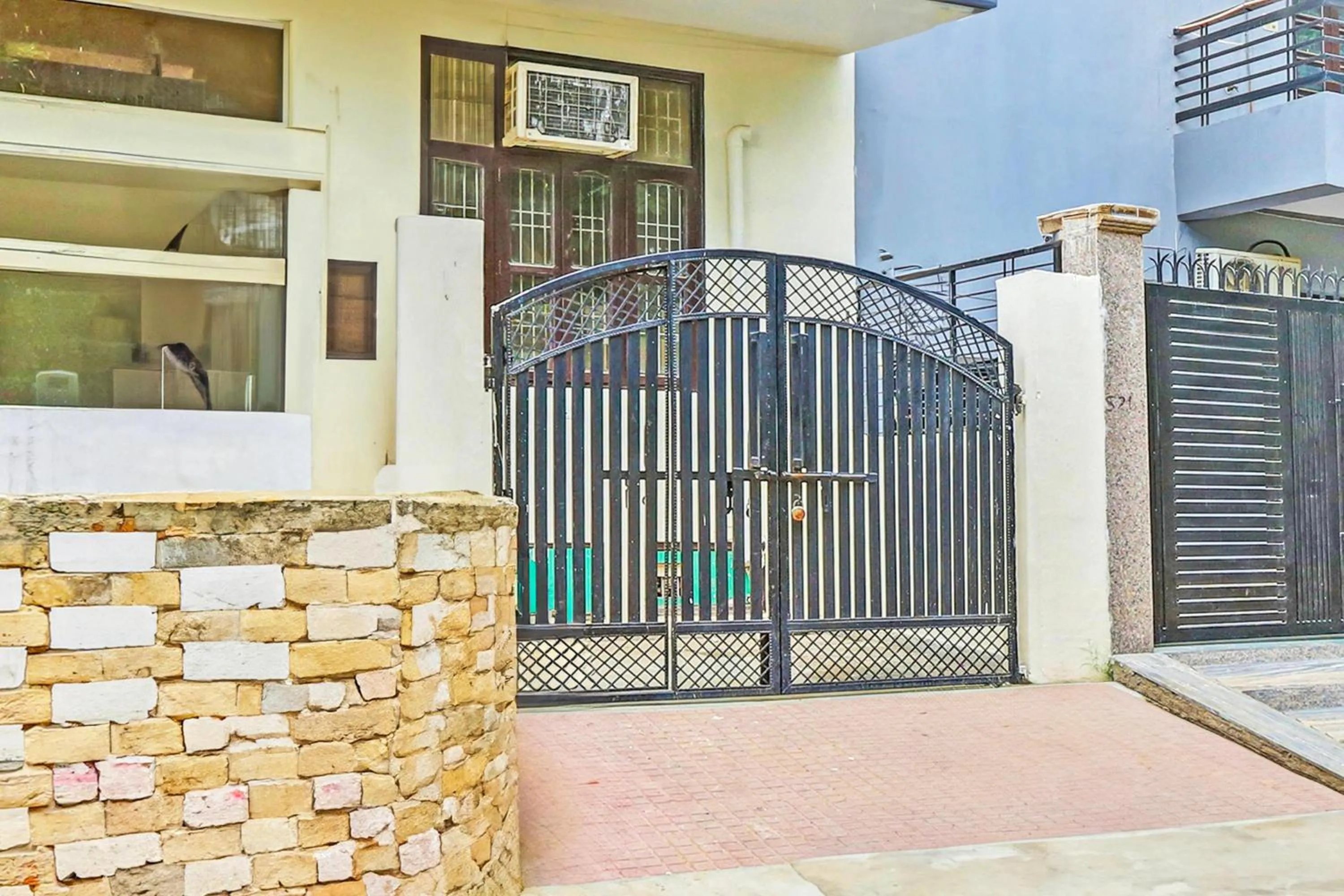 Facade/entrance in Hotel O Shubham Residency