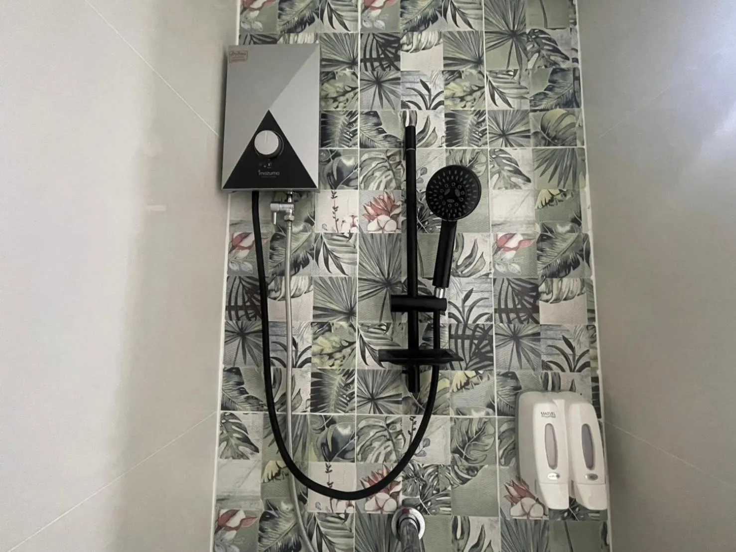 Shower in Bangkok Mystay Hotel Rangsit