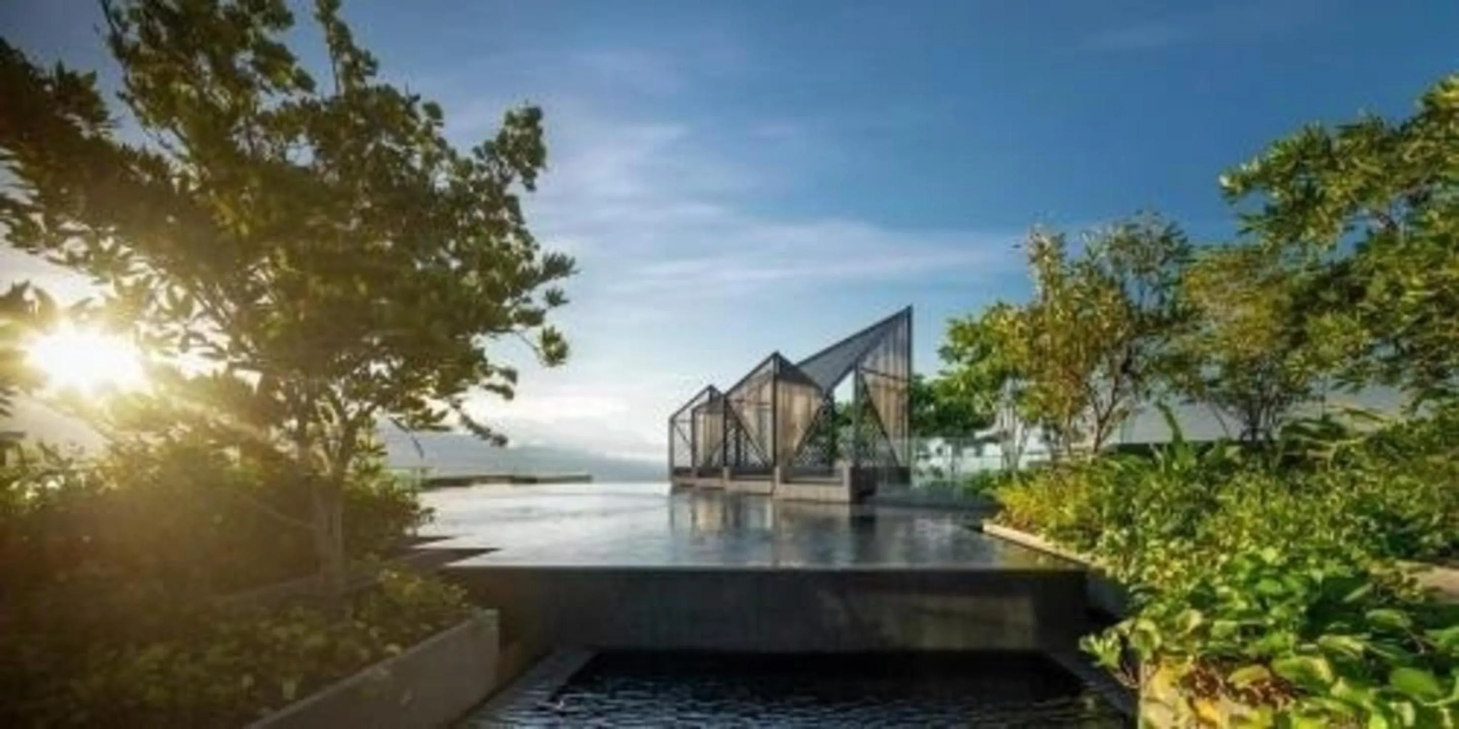 Swimming pool in Edge Central Pattaya by Mickey