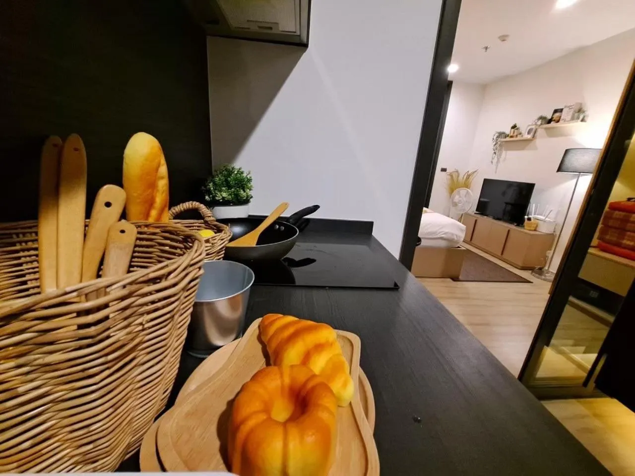 Kitchen or kitchenette in Edge Central Pattaya by Mickey