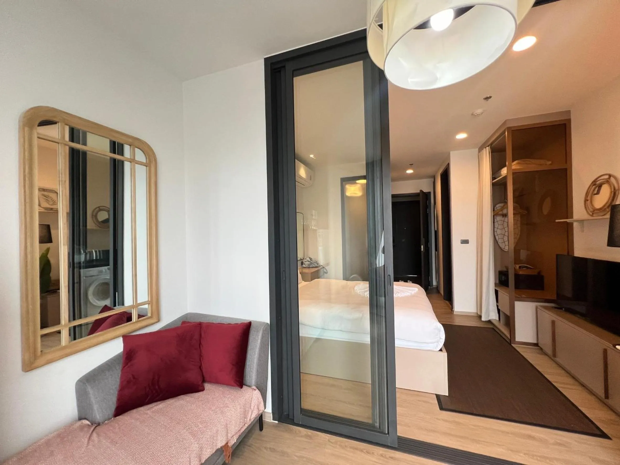 Bed in Edge Central Pattaya by Mickey