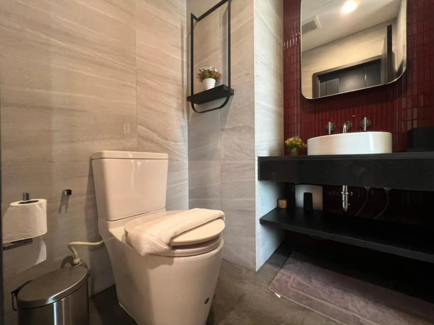 Toilet in Edge Central Pattaya by Mickey