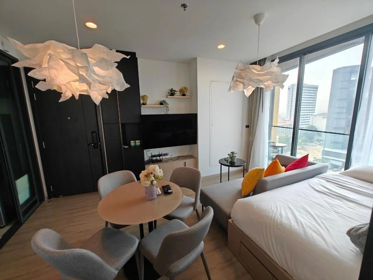 Bed in Edge Central Pattaya by Mickey