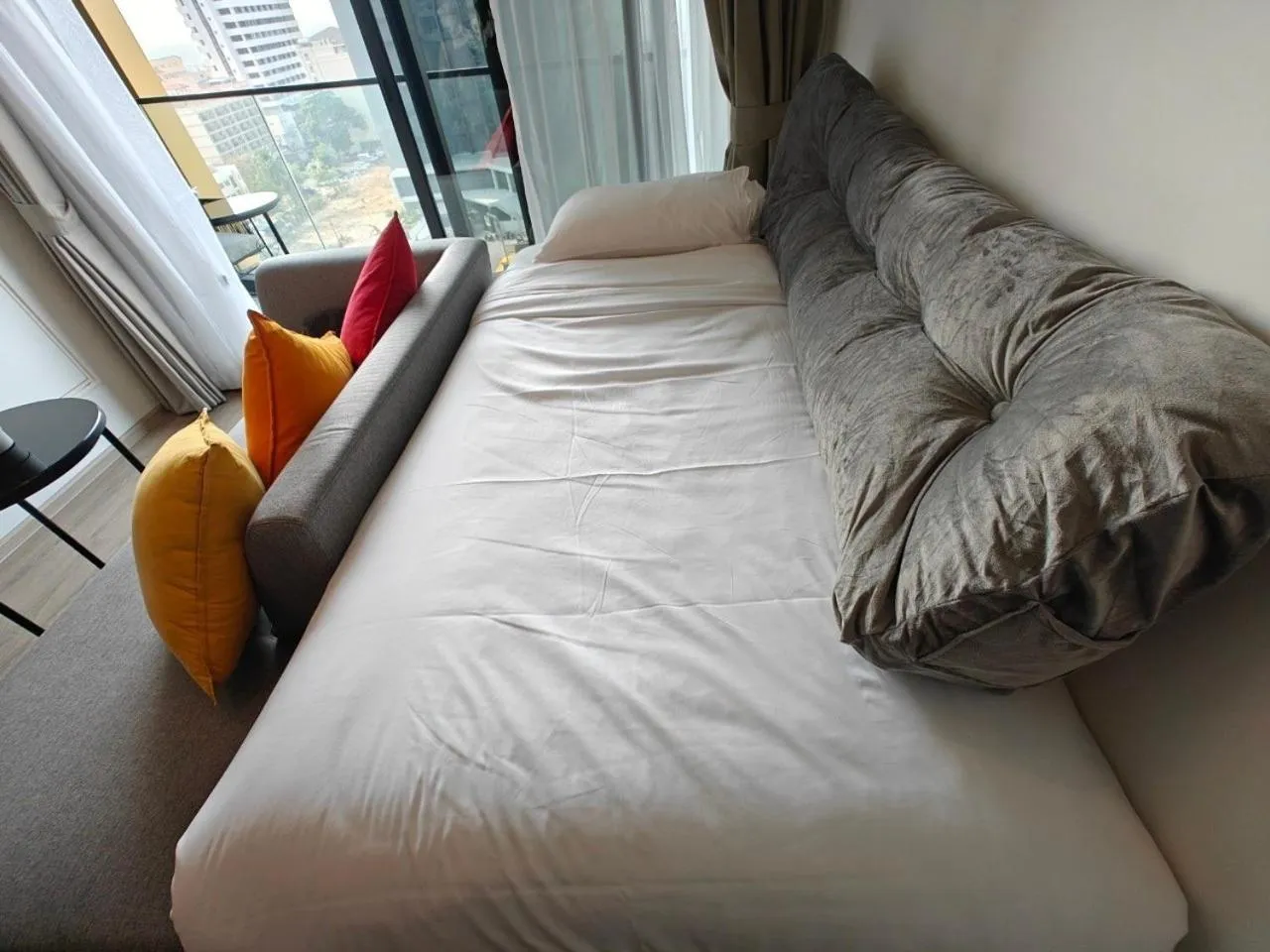 Living room, Bed in Edge Central Pattaya by Mickey