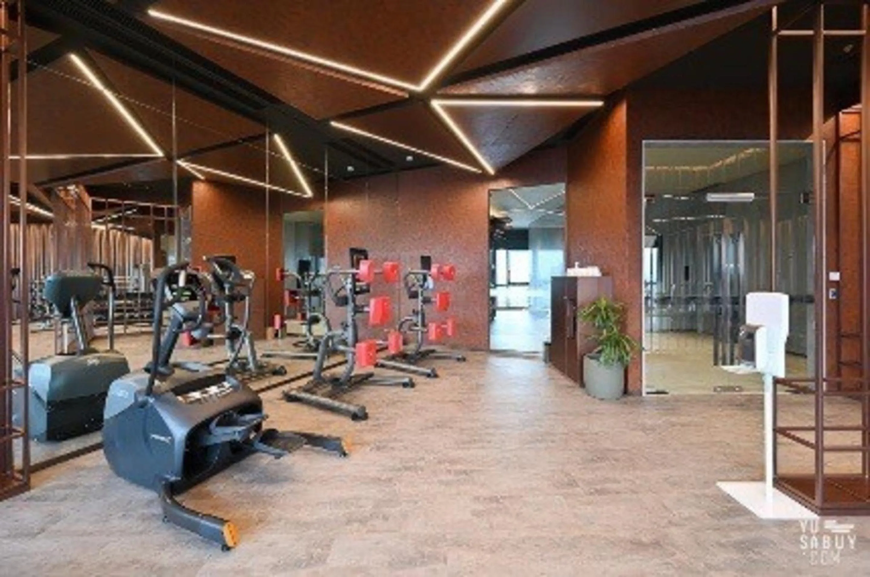 Fitness centre/facilities in Edge Central Pattaya by Mickey