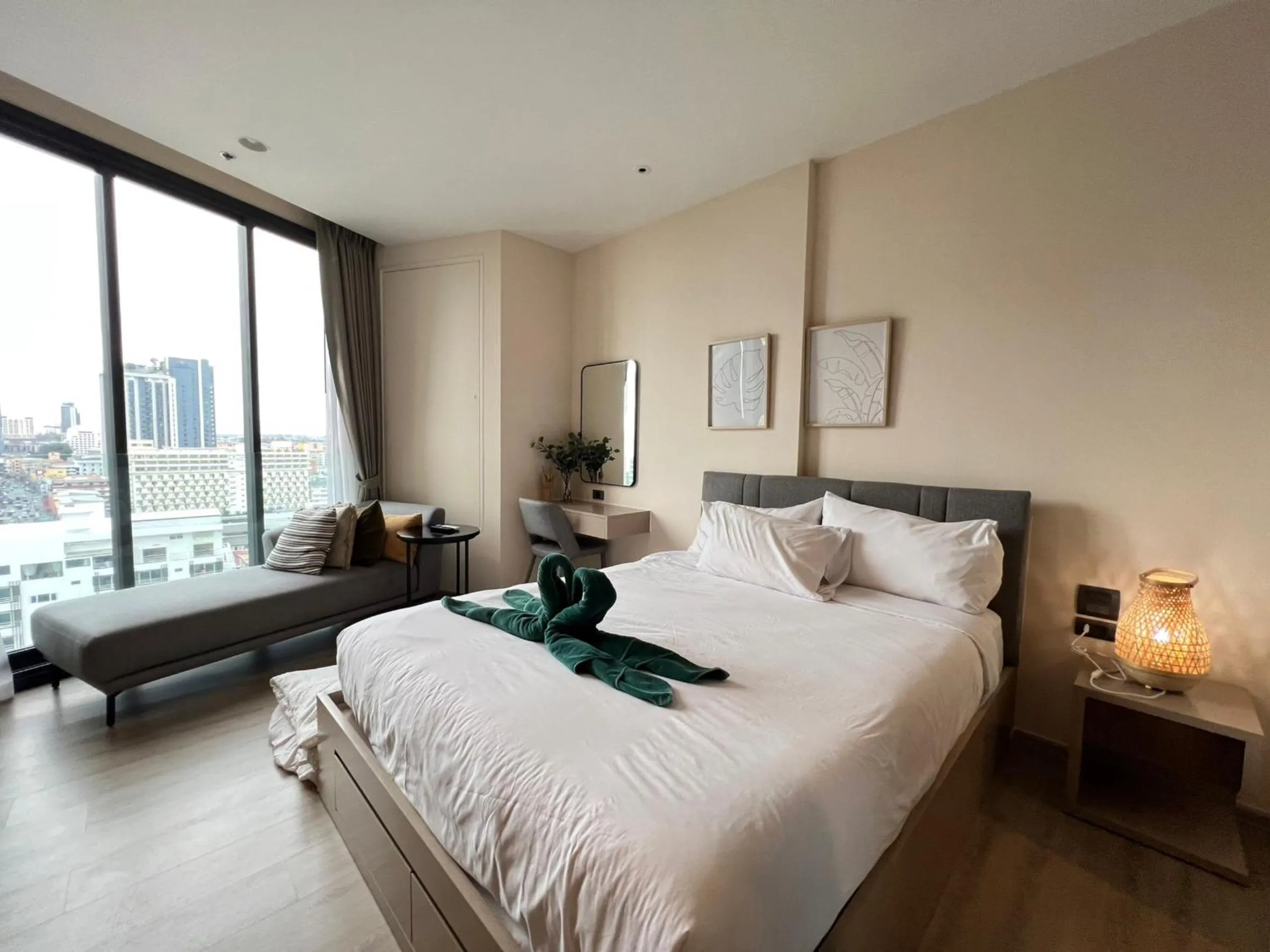 Bed in Edge Central Pattaya by Mickey