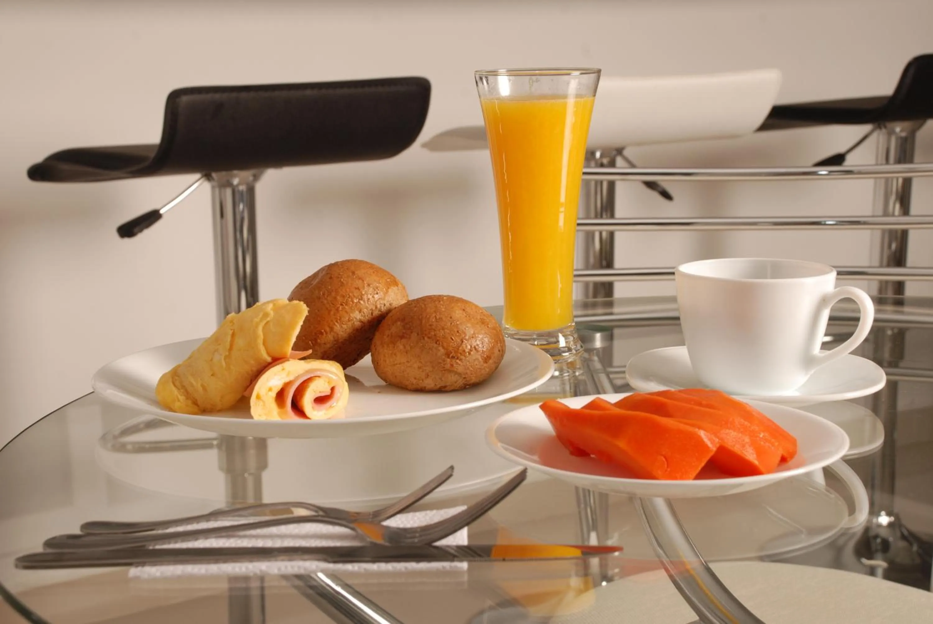 Restaurant/places to eat in San Agustin Internacional Hotel