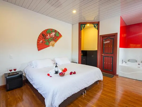 Bed in San Agustin Internacional Hotel