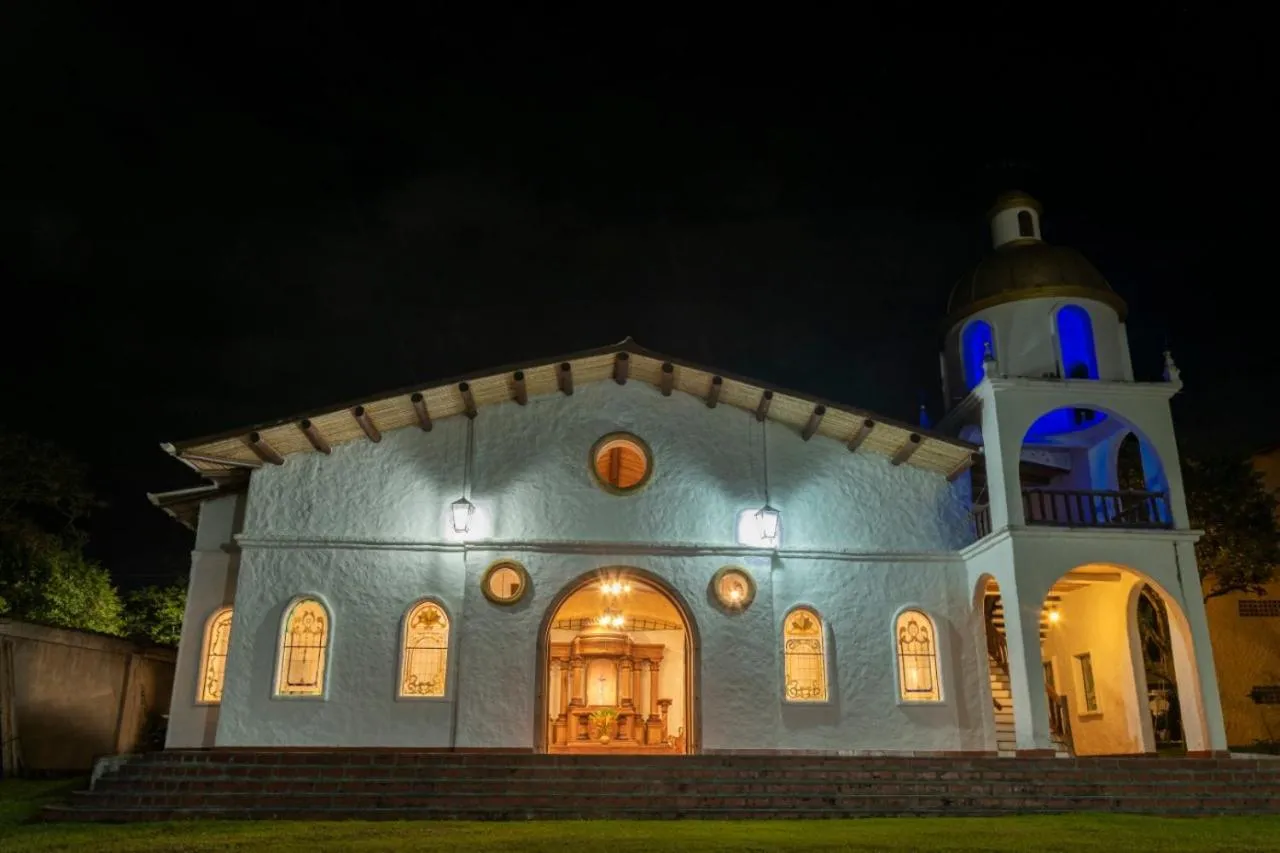 Property building in San Agustin Internacional Hotel