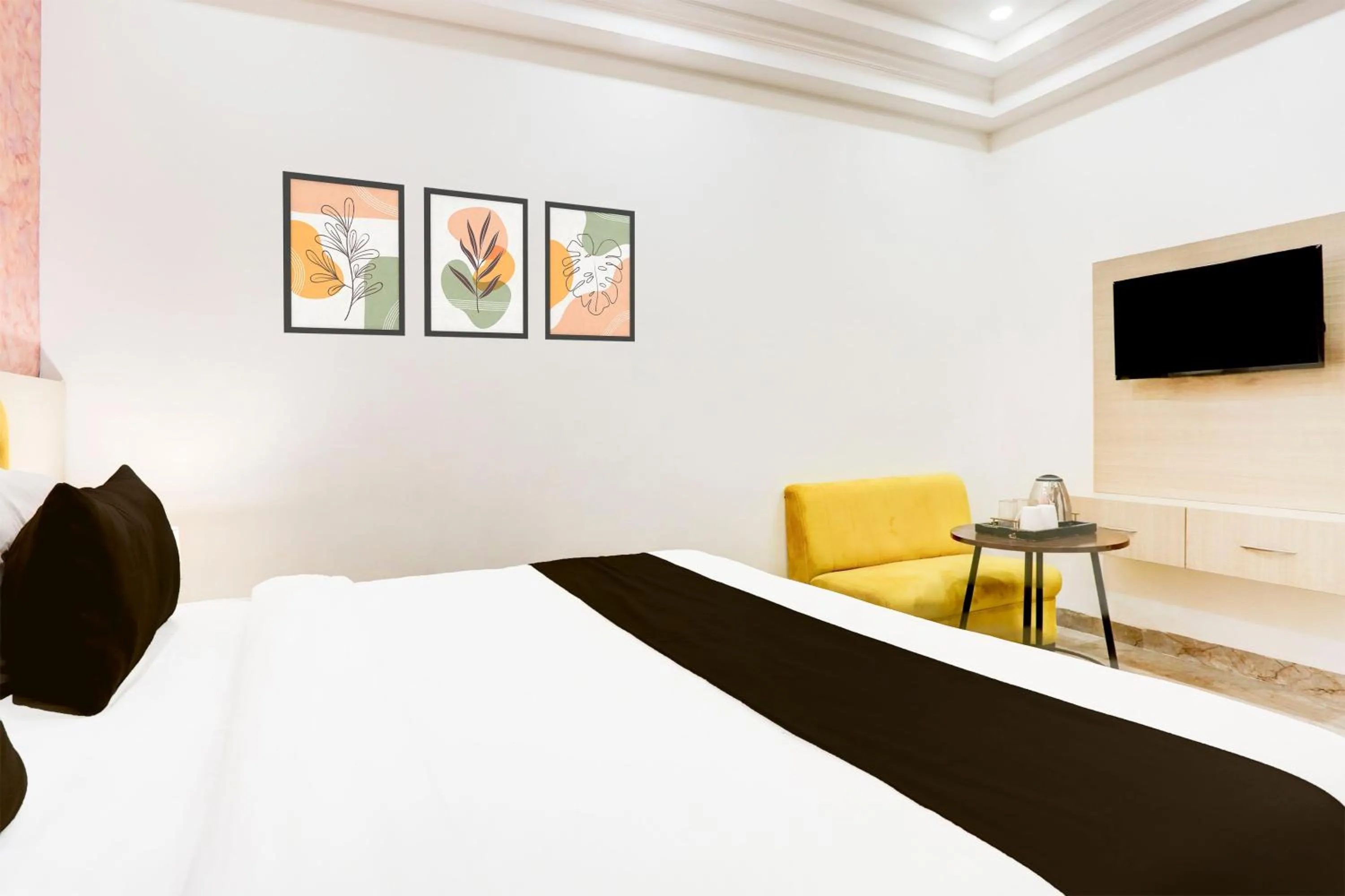 Bedroom, Bed in Super Townhouse Eden Garden Zirakpur