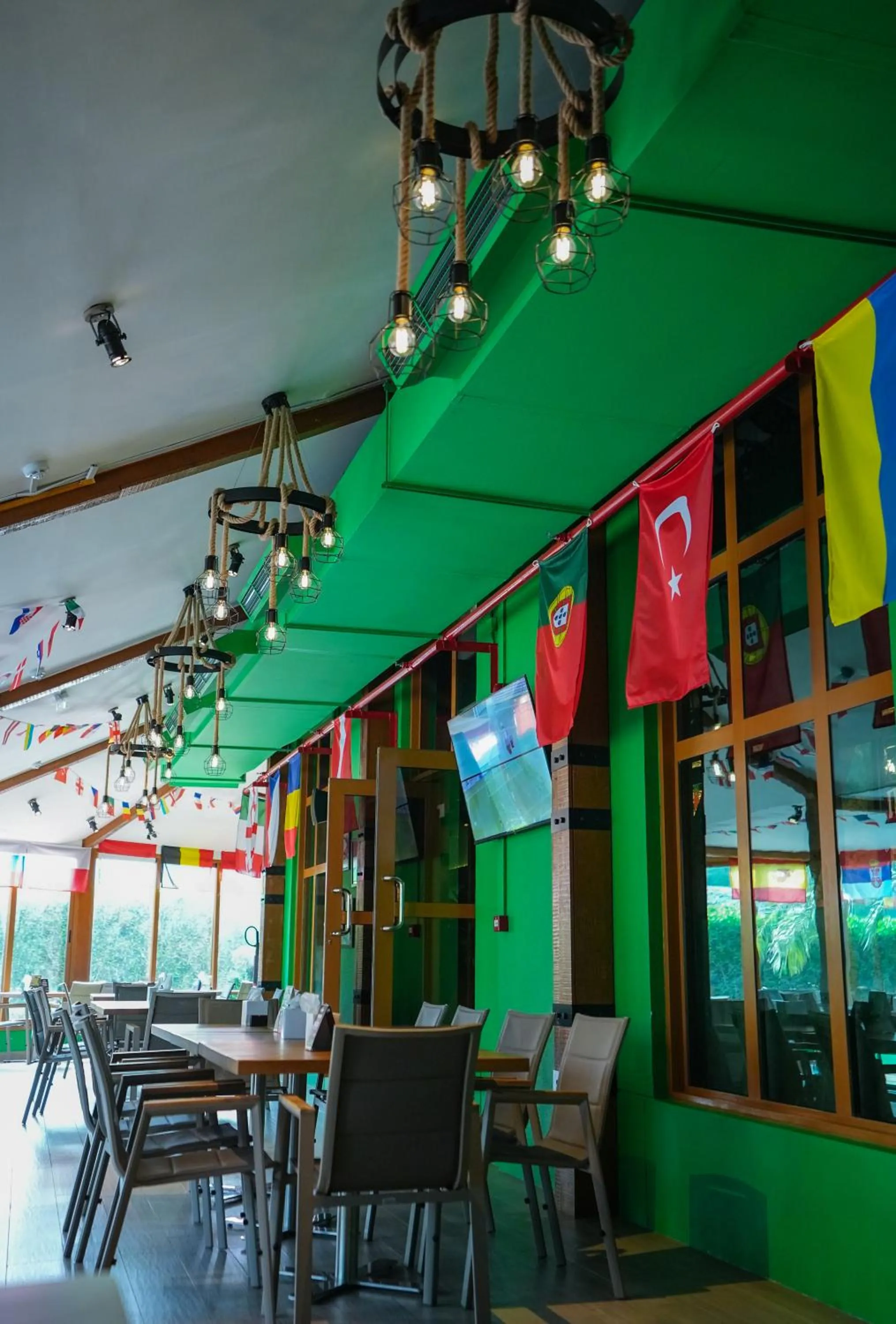 Restaurant/places to eat in Boutique Hotel