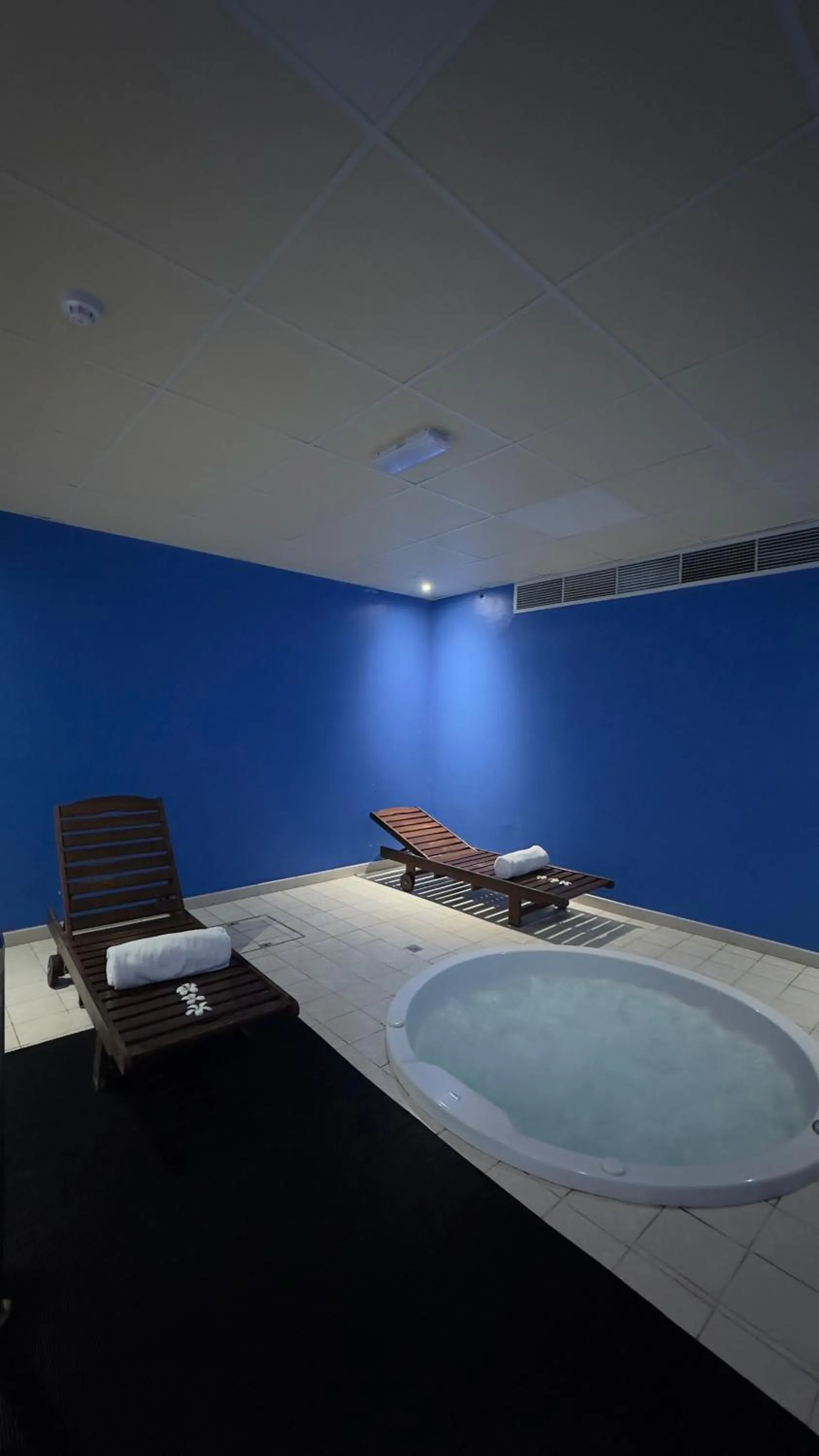 Hot Tub in Boutique Hotel