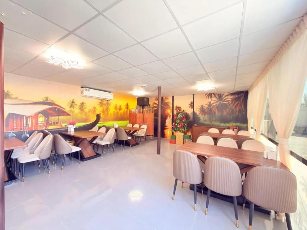 Restaurant/places to eat in Boutique Hotel