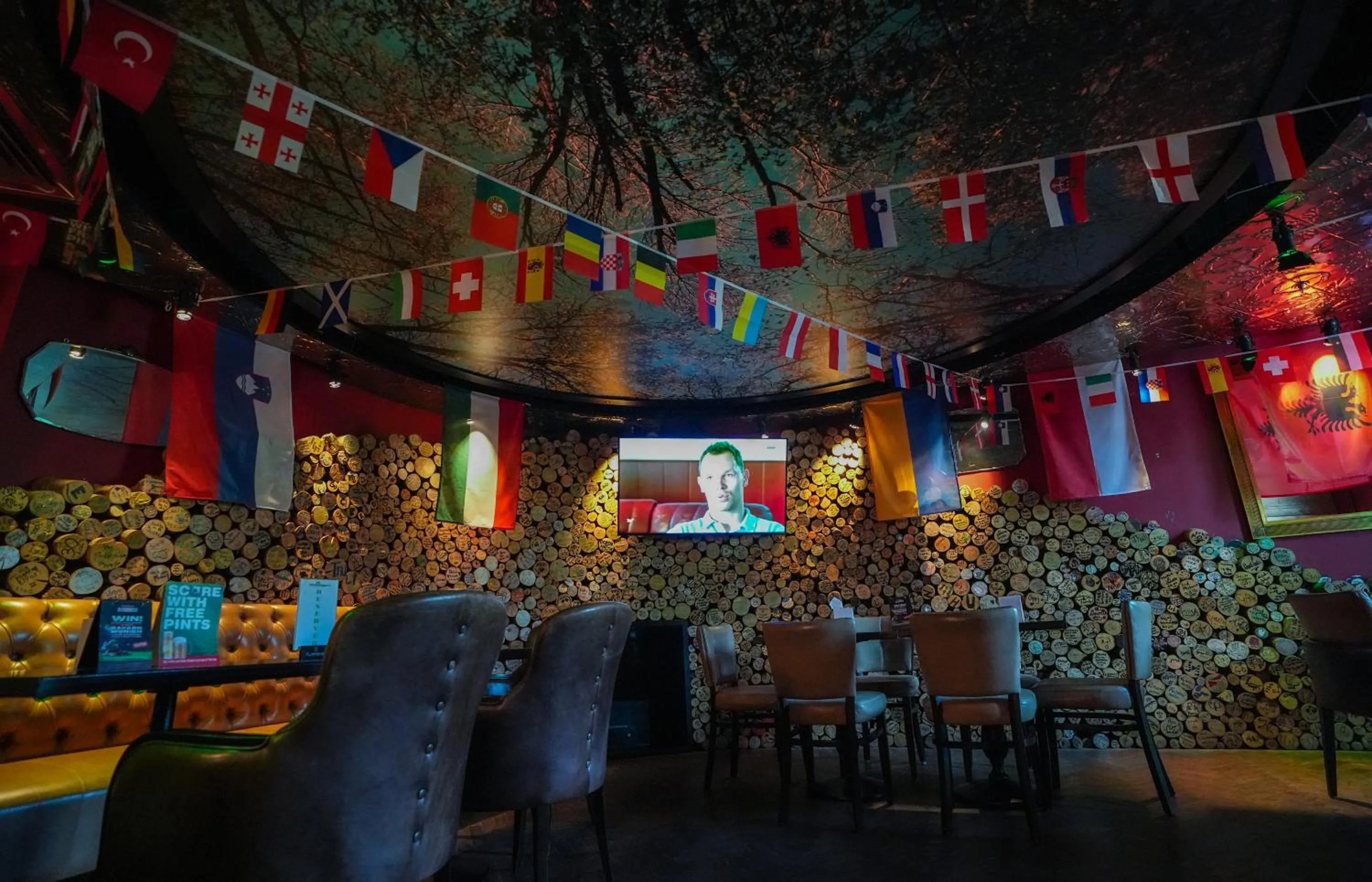 Restaurant/places to eat in Boutique Hotel