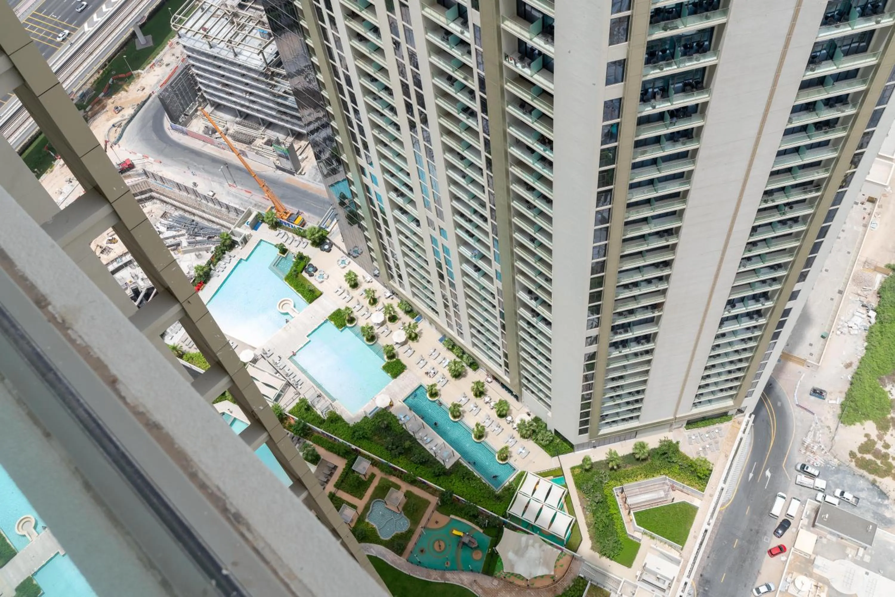 Lux BnB Aykon Tower I Skyline Canal Views