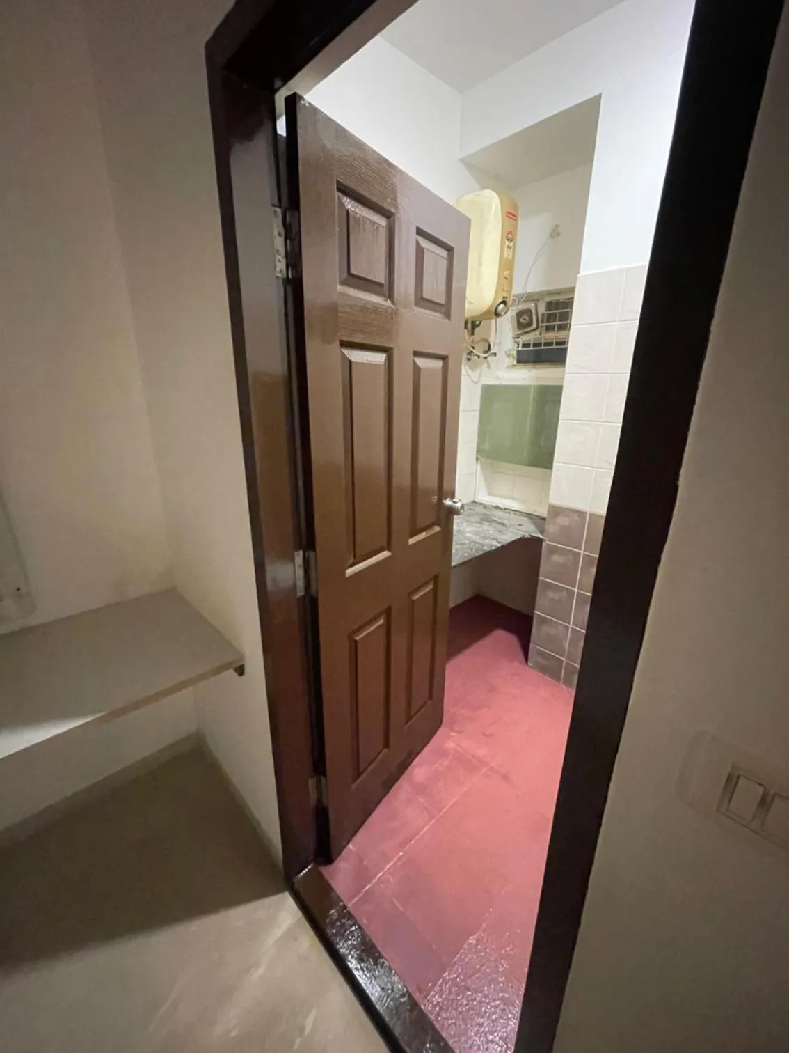 Bathroom in Transit Stay