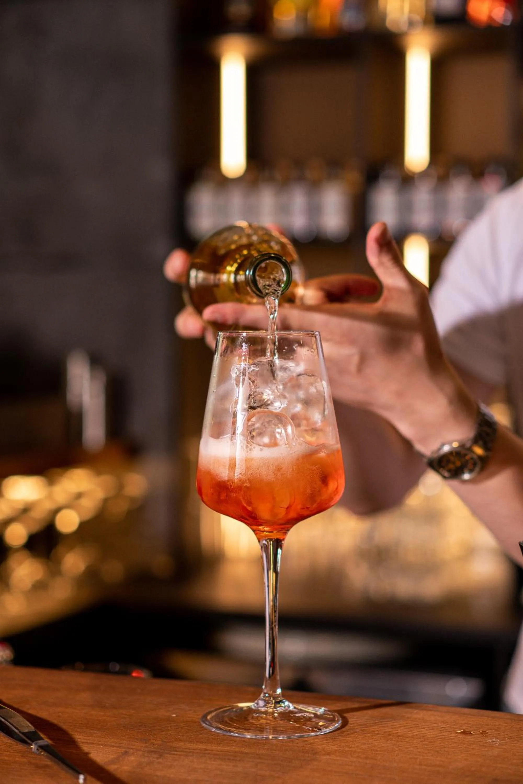 Lounge or bar in LEV Lifestyle Hotel - Maestro