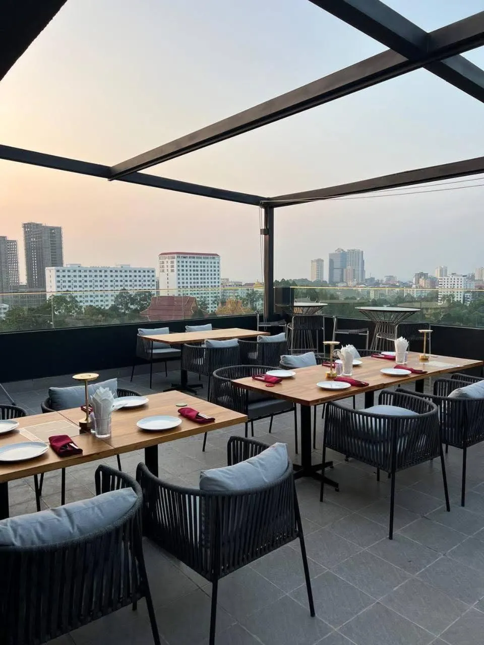 Restaurant/places to eat in Grand La Vogue Hotel and Casino