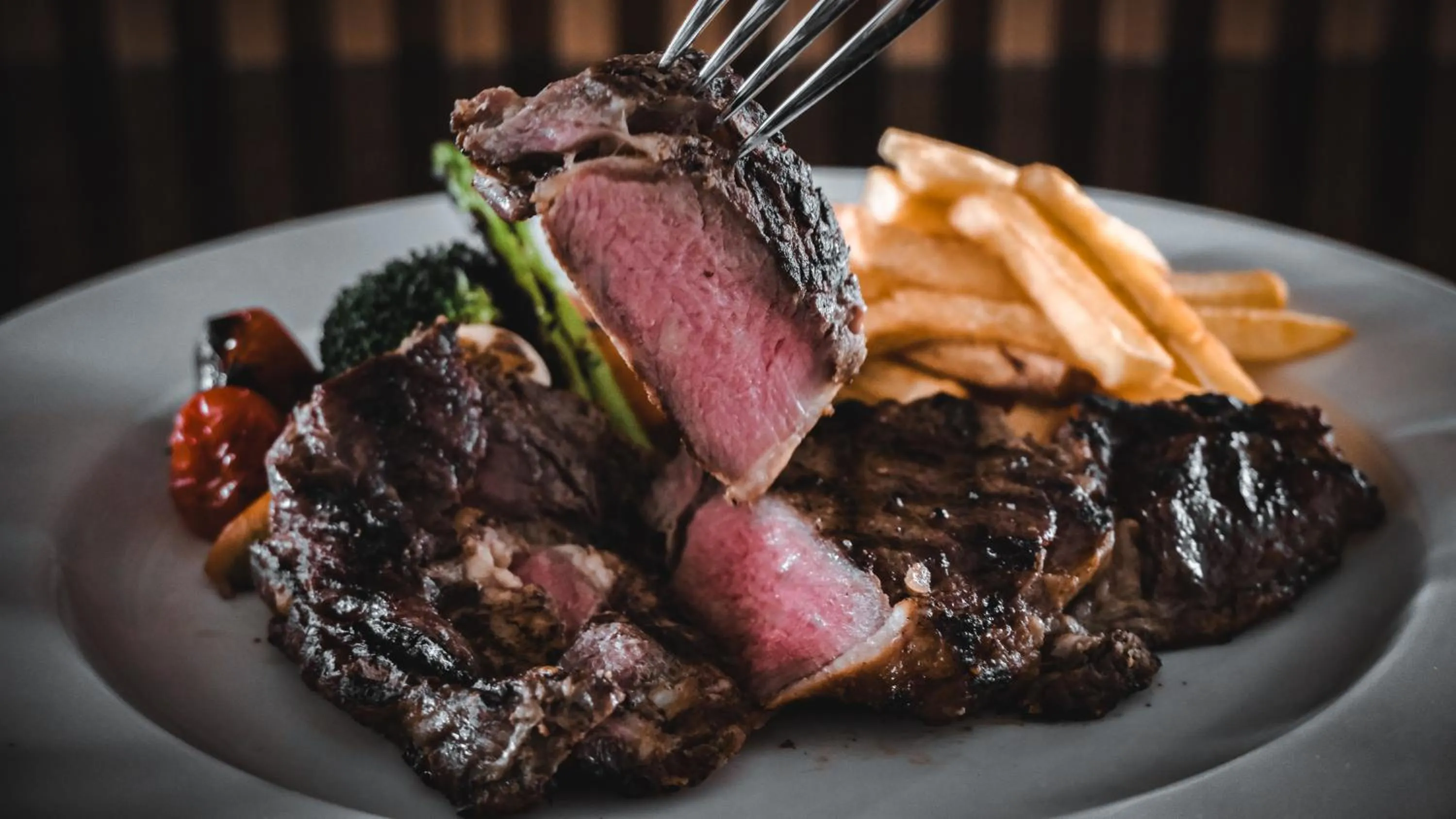 Food and drinks in Grand La Vogue Hotel and Casino