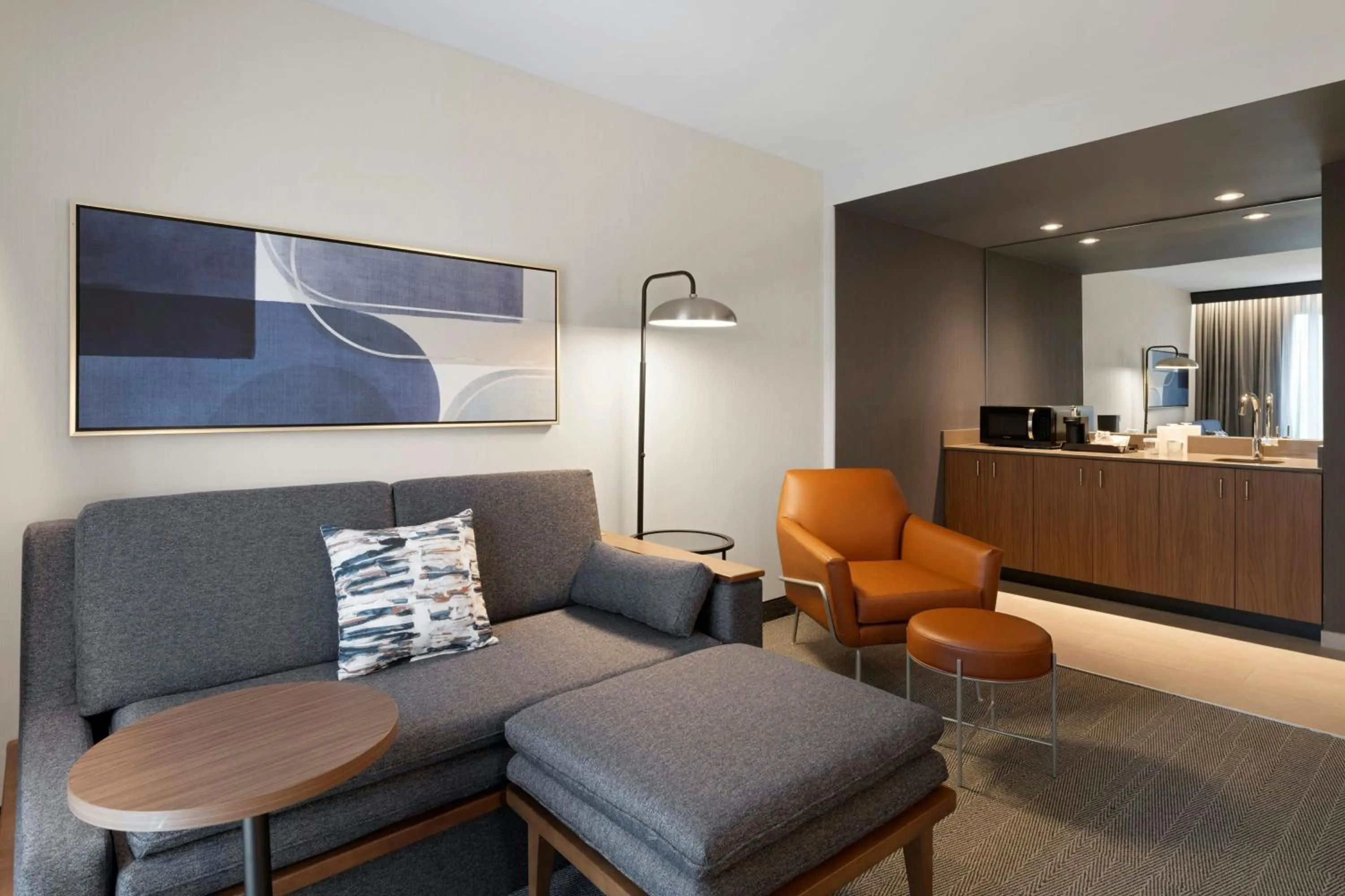 Photo of the whole room in Courtyard by Marriott Billings