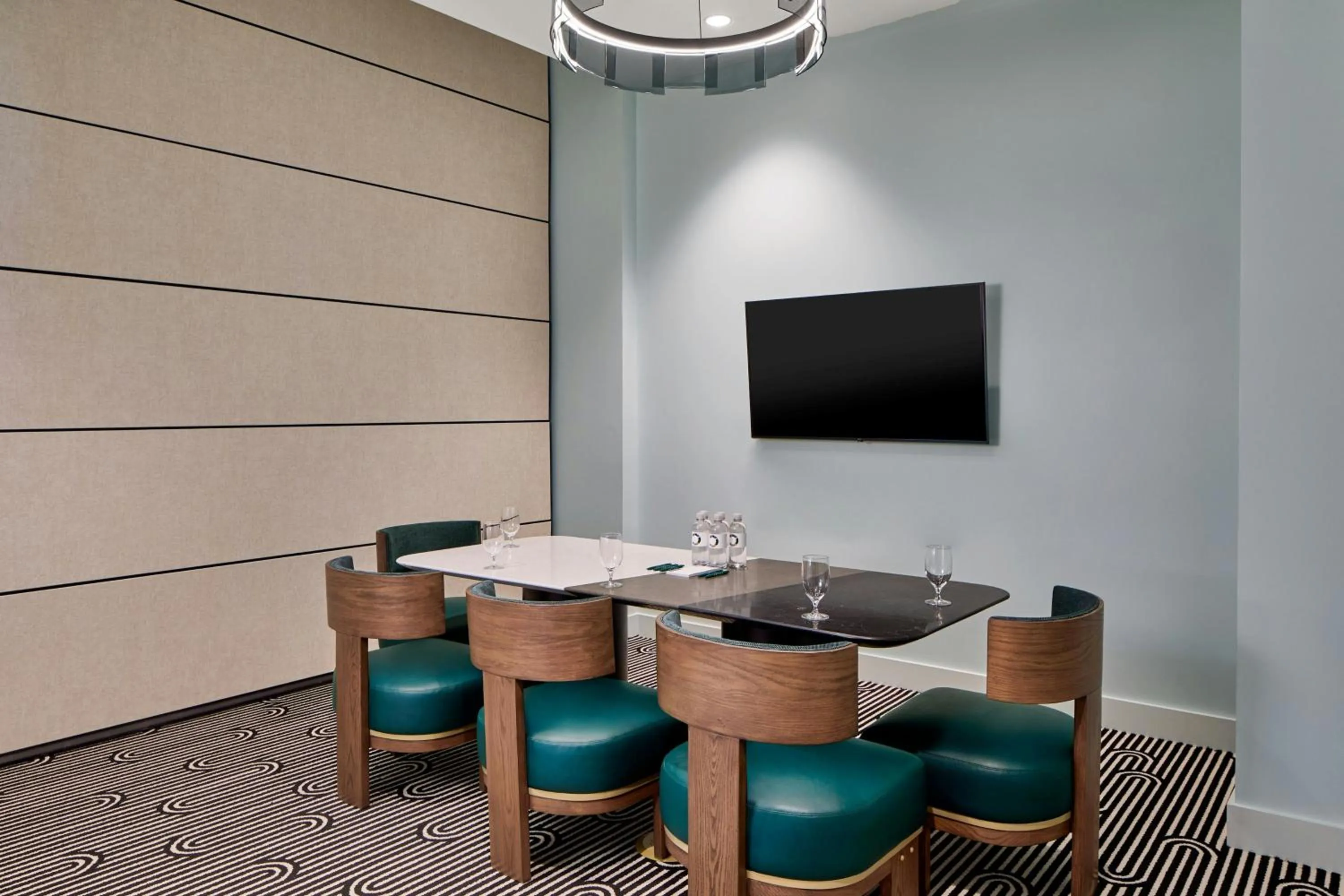 Meeting/conference room in Hotel Celare, Cincinnati Midtown, a Tribute Portfolio Hotel