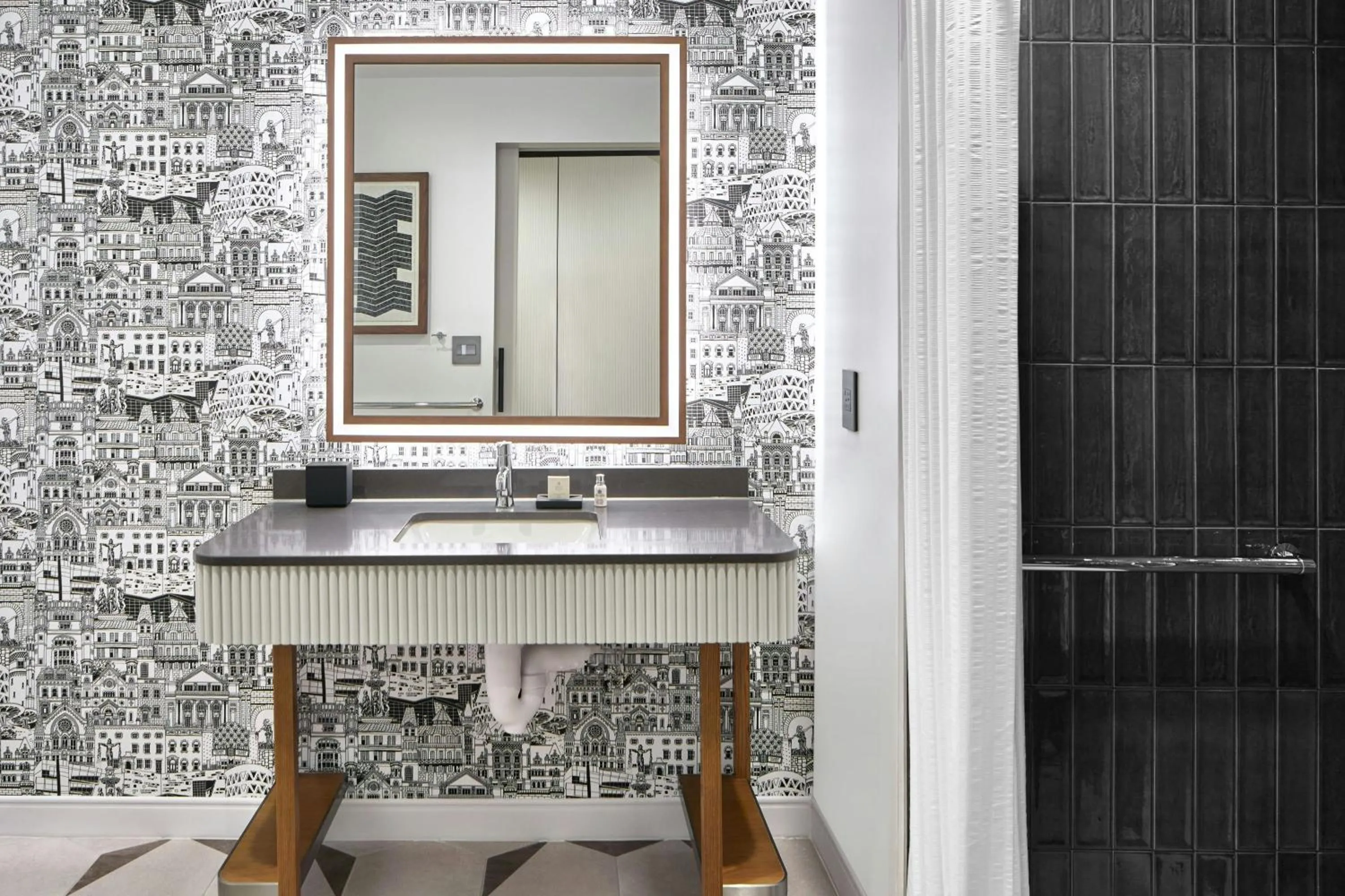 Bathroom in Hotel Celare, Cincinnati Midtown, a Tribute Portfolio Hotel