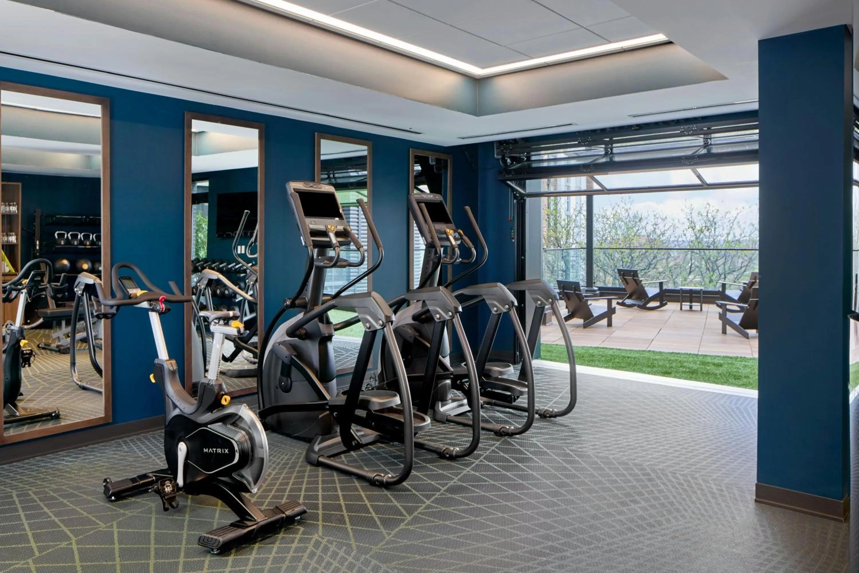 Fitness centre/facilities in Hotel Celare, Cincinnati Midtown, a Tribute Portfolio Hotel