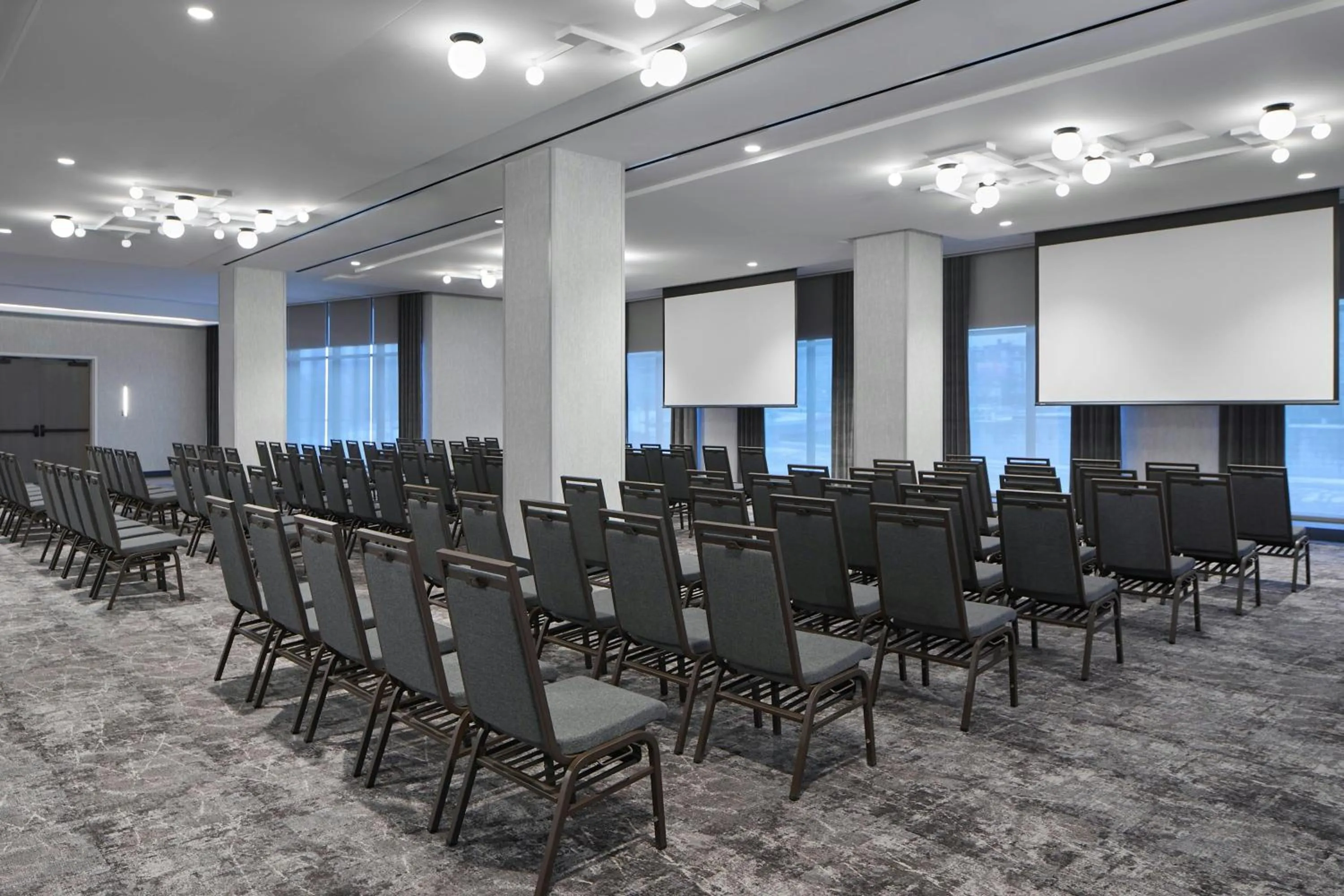 Meeting/conference room in Hotel Celare, Cincinnati Midtown, a Tribute Portfolio Hotel