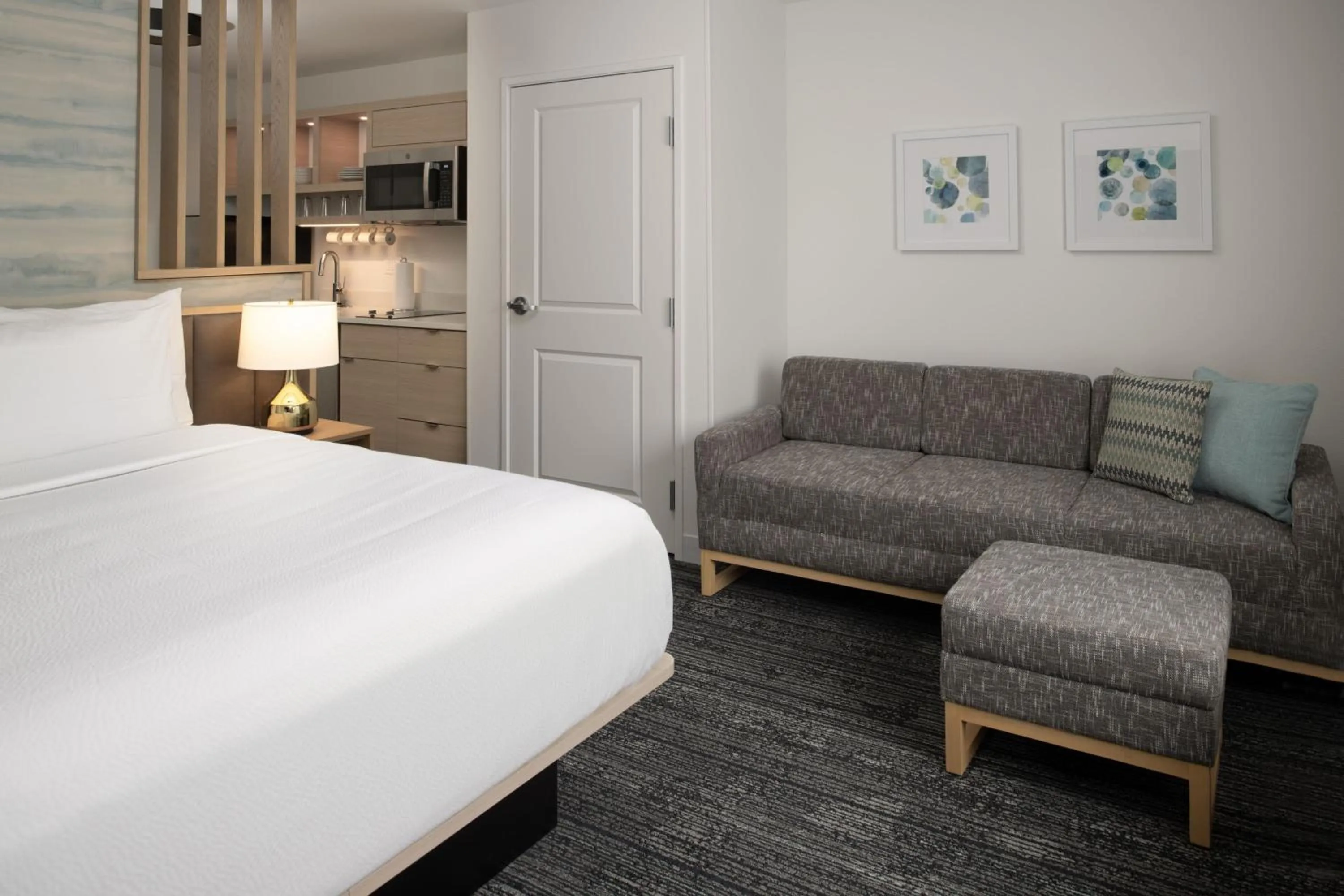 Photo of the whole room, Bed in TownePlace Suites by Marriott Eugene