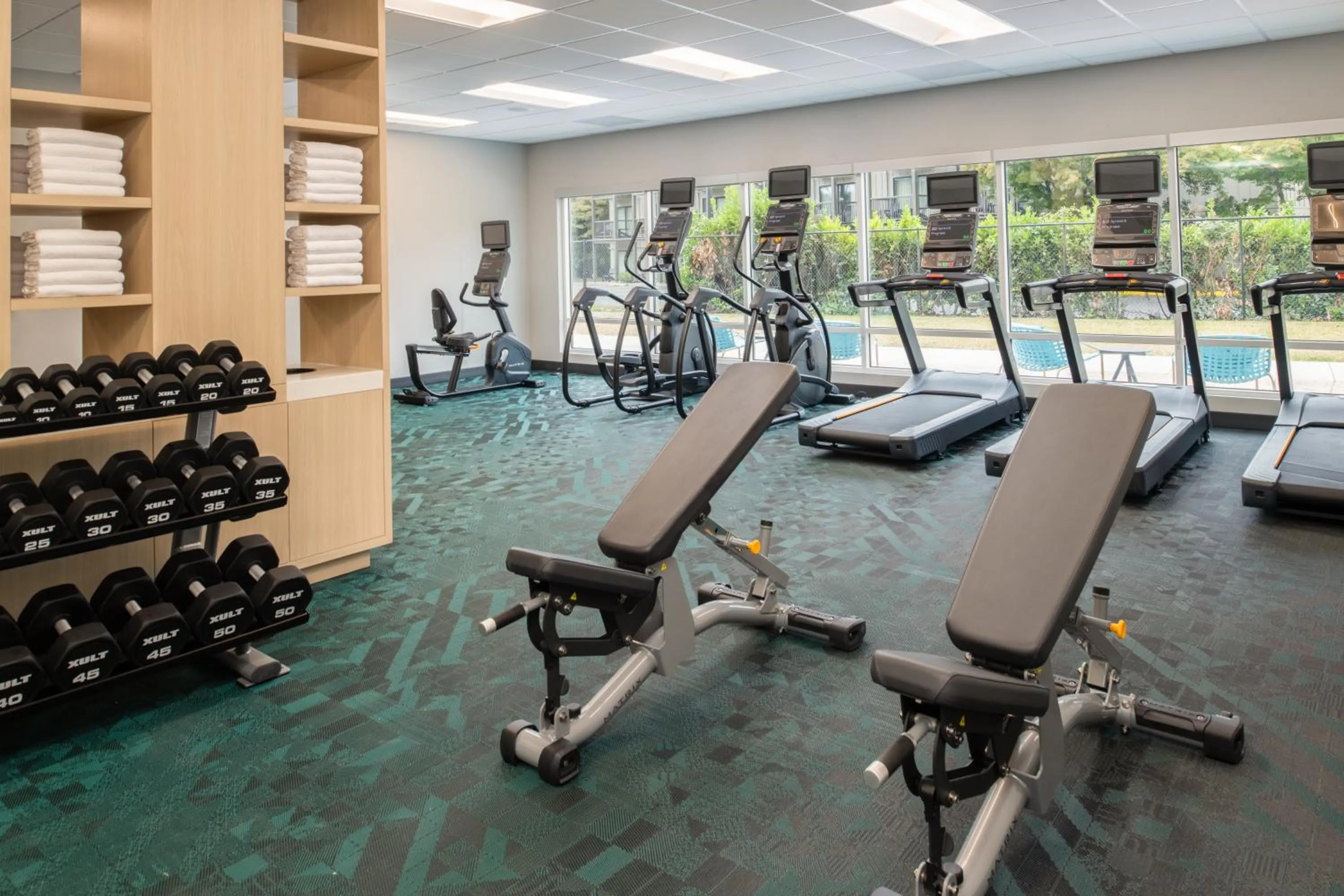 Fitness centre/facilities in TownePlace Suites by Marriott Eugene