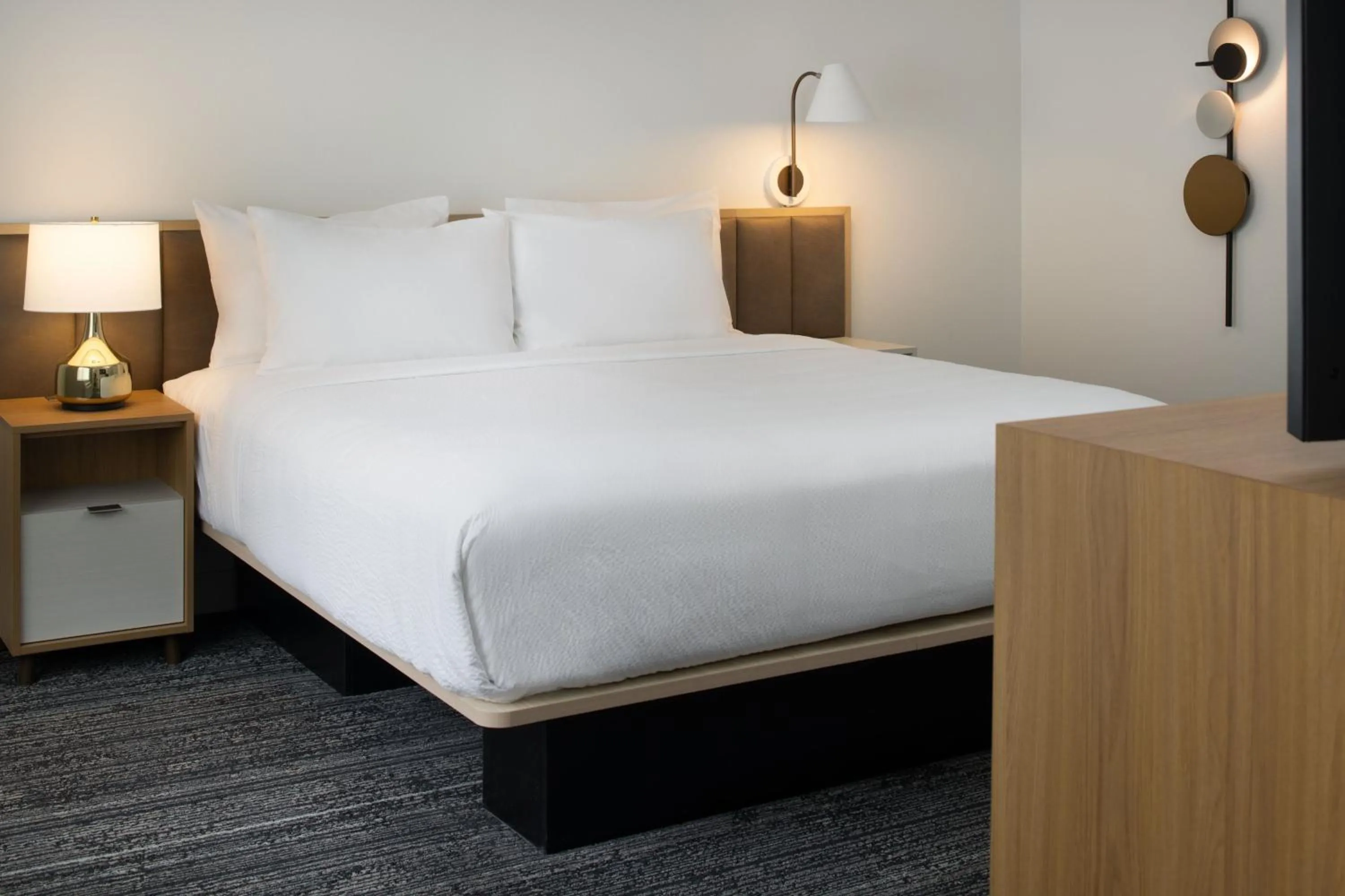 Bedroom, Bed in TownePlace Suites by Marriott Eugene