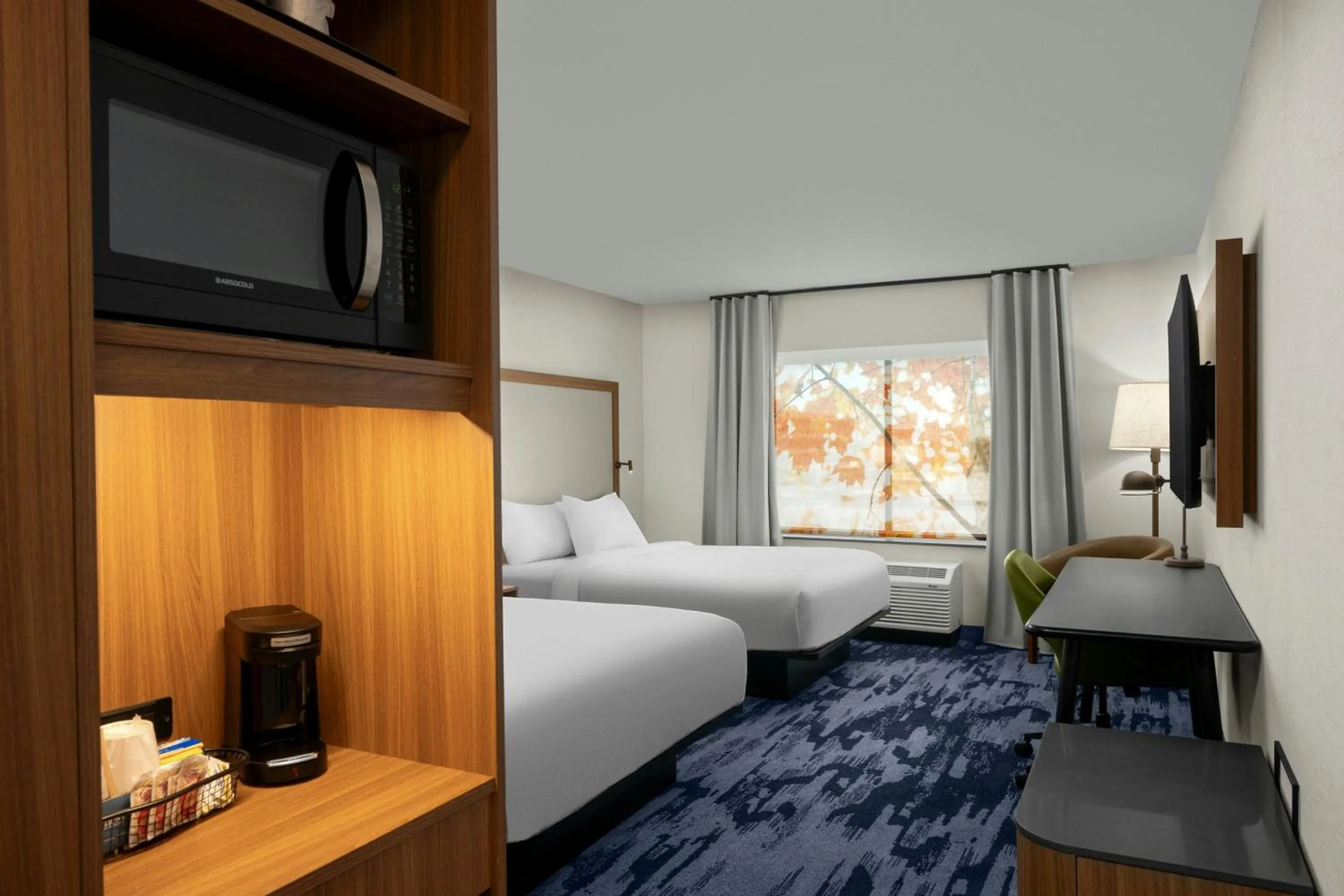 Photo of the whole room, Bed in Fairfield by Marriott Inn & Suites Kokomo