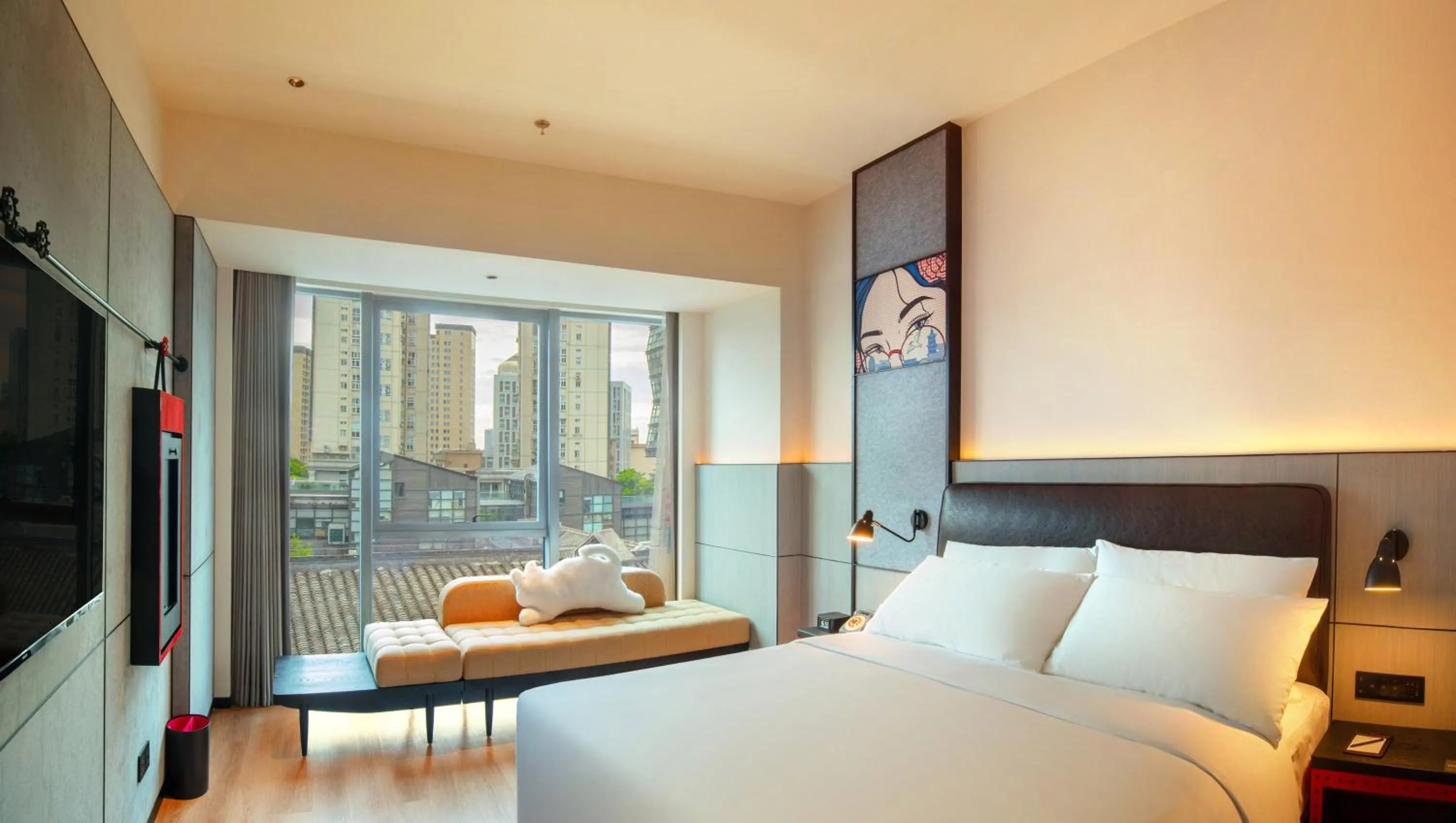 Photo of the whole room, Bed in Moxy Ningbo Old Bund