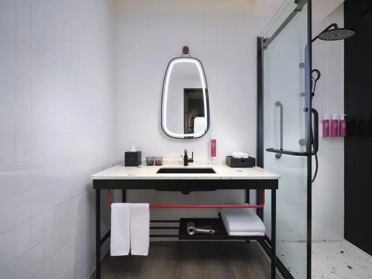 Moxy Ningbo Old Bund