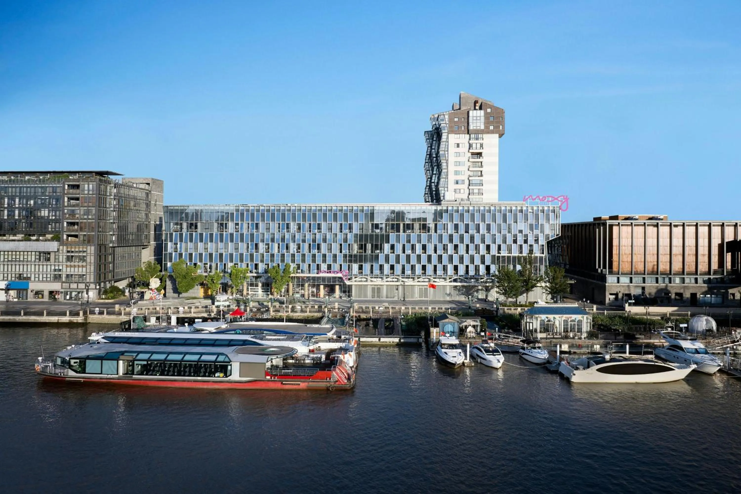 Property building in Moxy Ningbo Old Bund